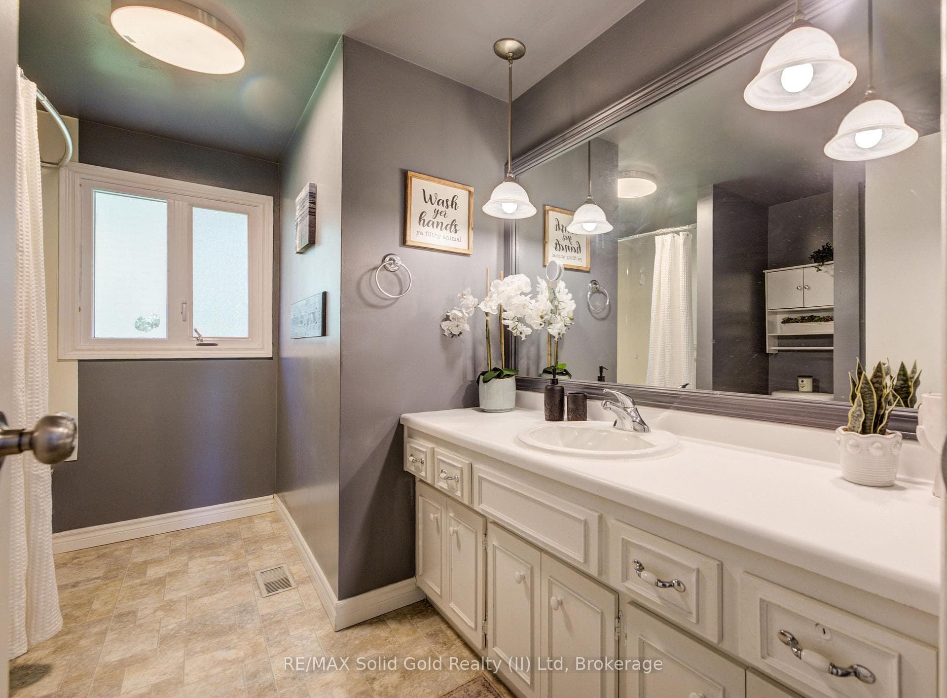 398 Boyne Avenue photo 27