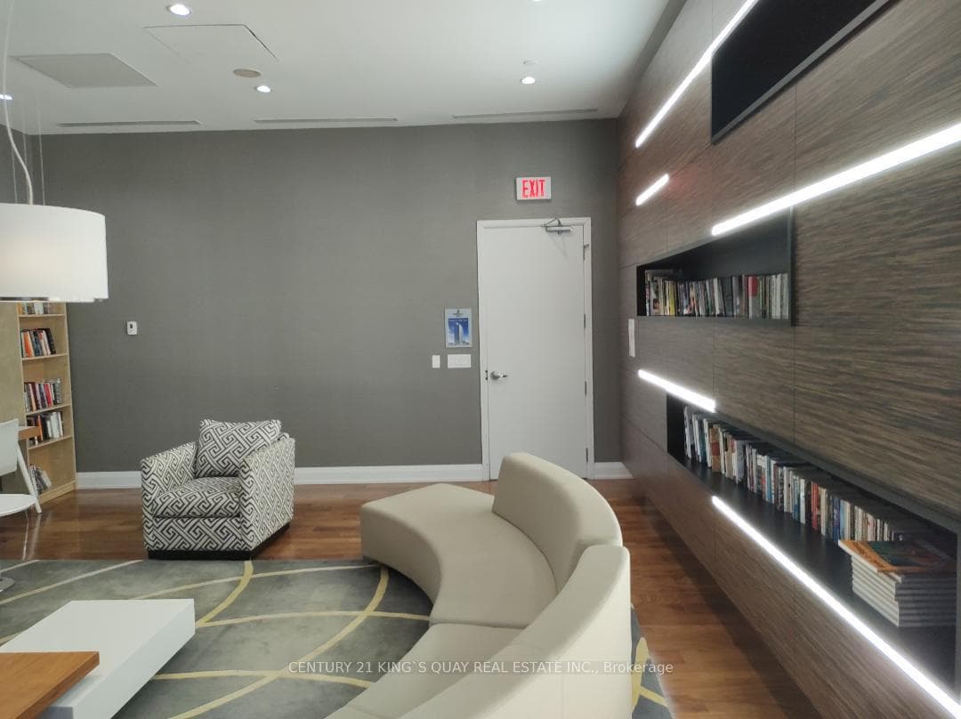 62 Forest Manor Road Unit 1705 photo 24