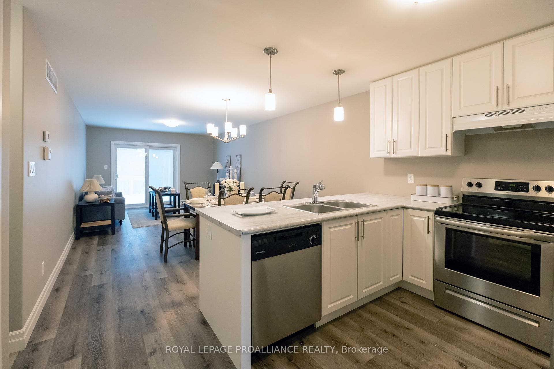 7 Hillside Meadows Drive photo 8