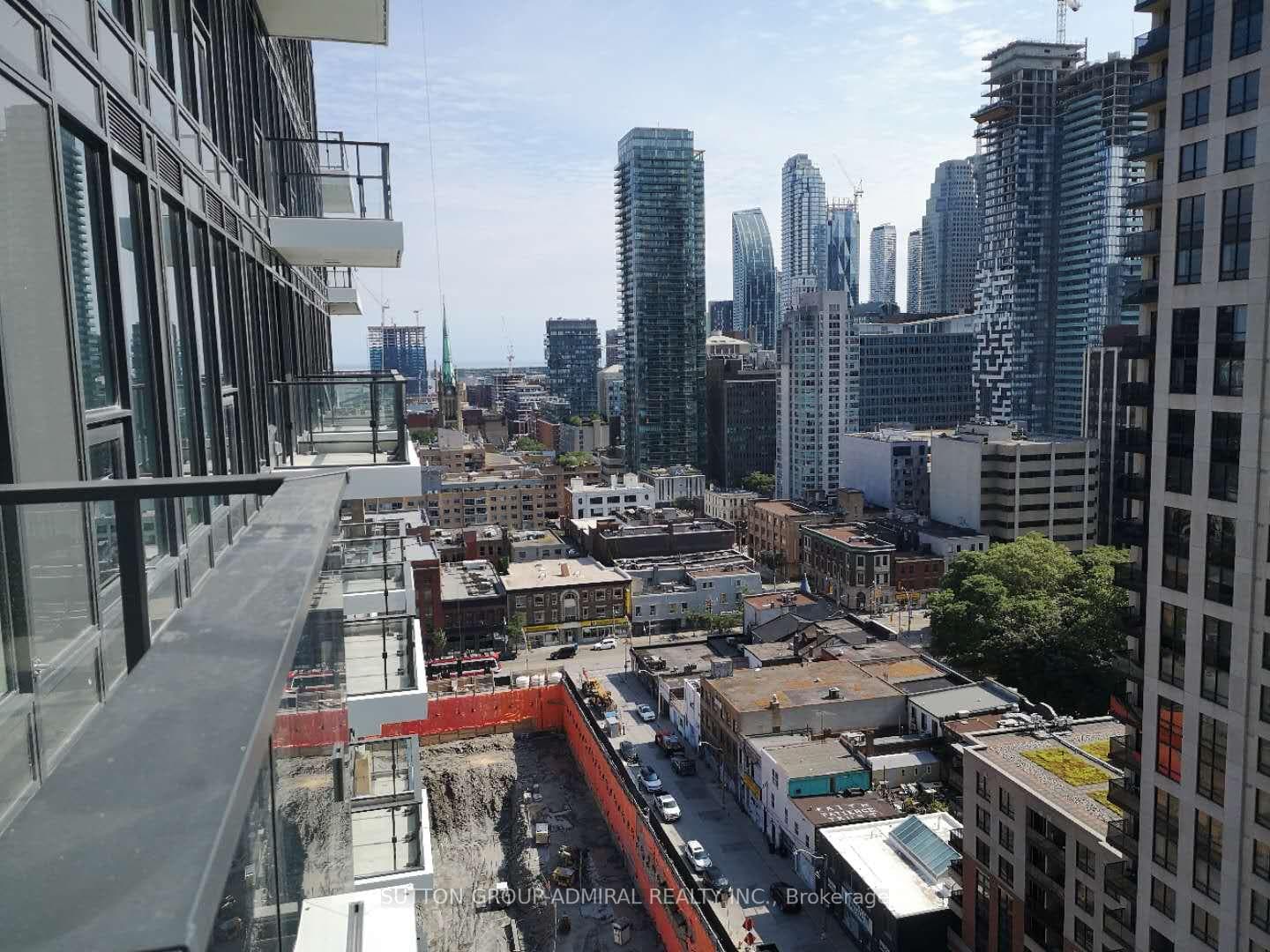 77 Shuter Street Unit 2113 photo 18