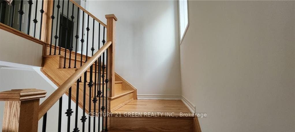 222 Elliot Avenue photo 9