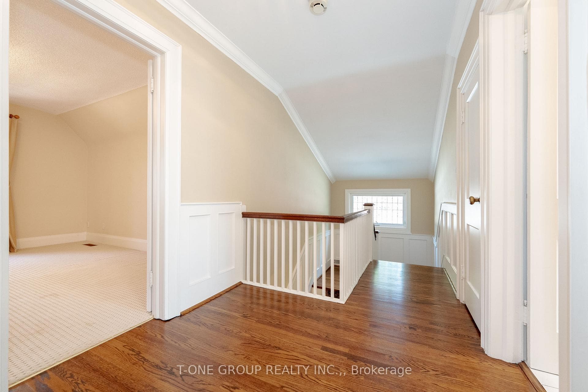 80 Douglas Drive photo 26