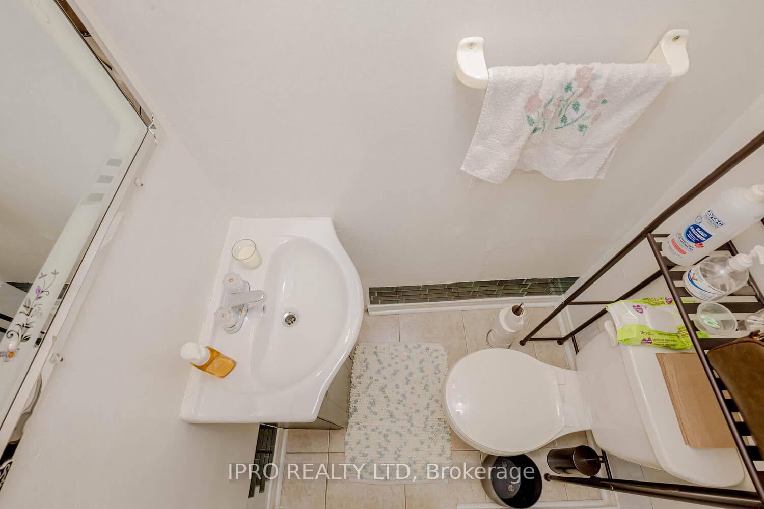 7500 Goreway Drive Unit 82 photo 20