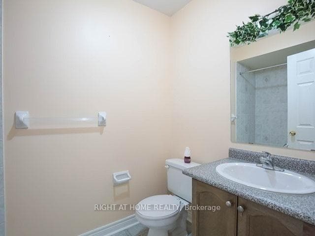 15 Nathaniel Crescent photo 16