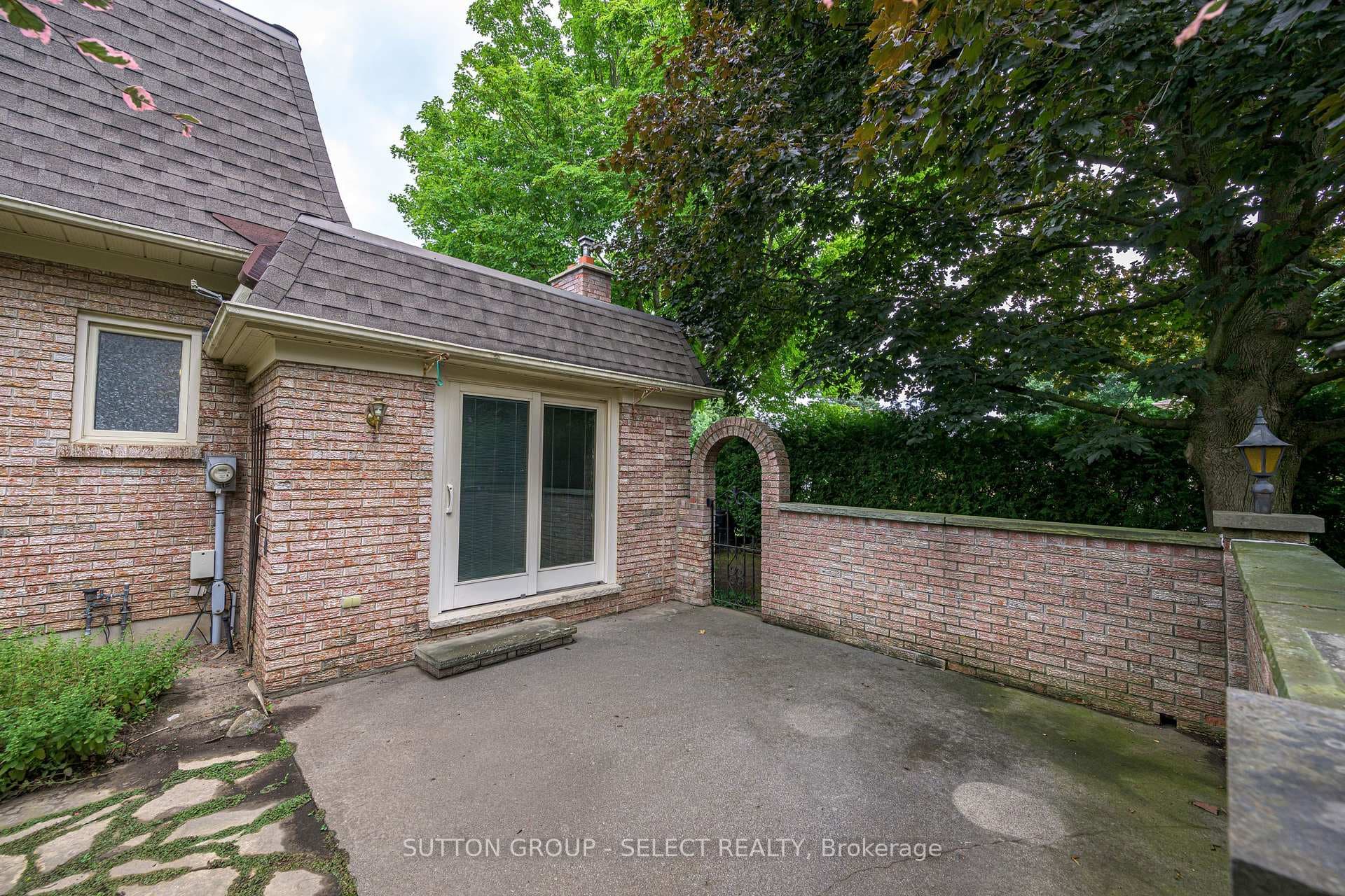 11 TANGLEWOOD Avenue photo 37