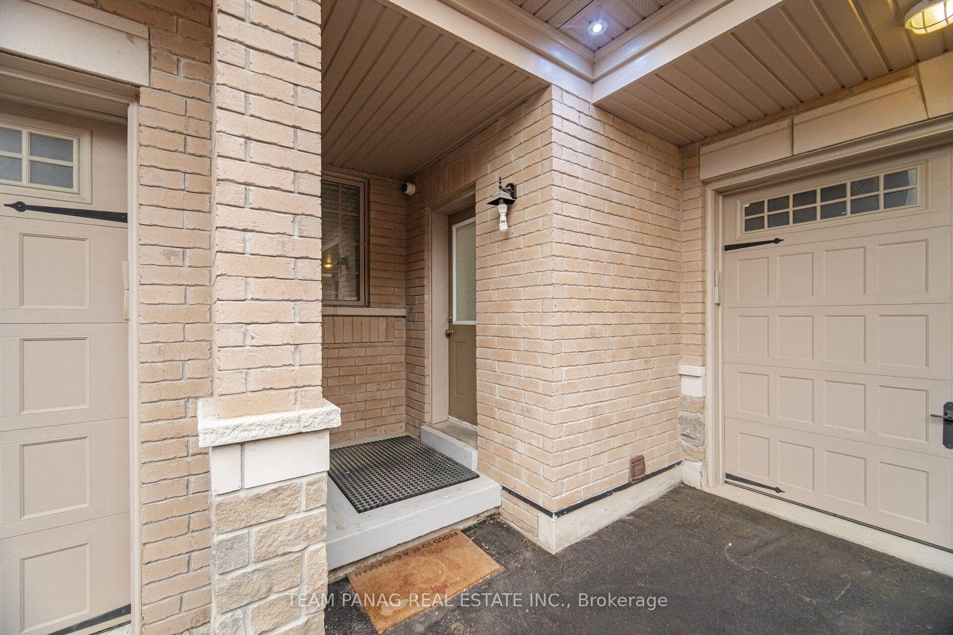 7 Balloon Crescent photo 46