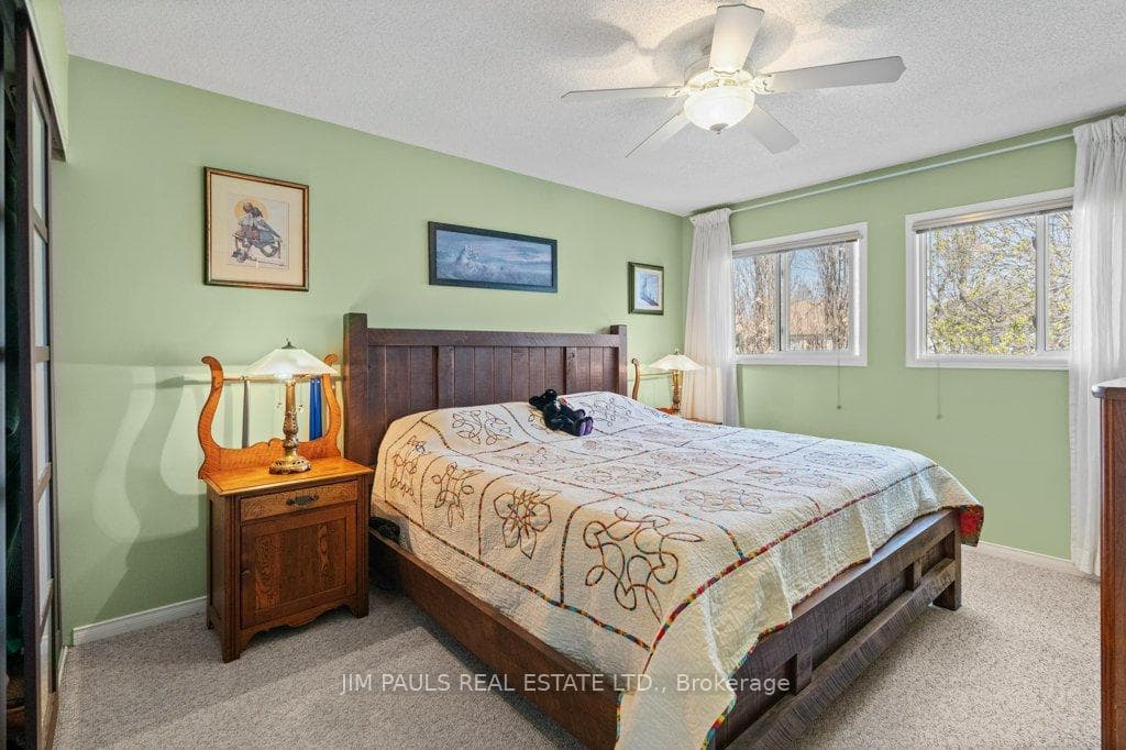 8 Aspen Lane photo 15