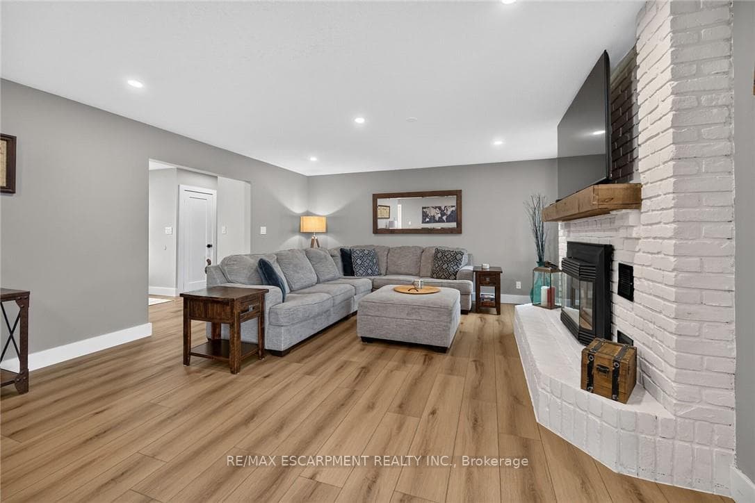 2885 Haldimand 9 Road photo 8