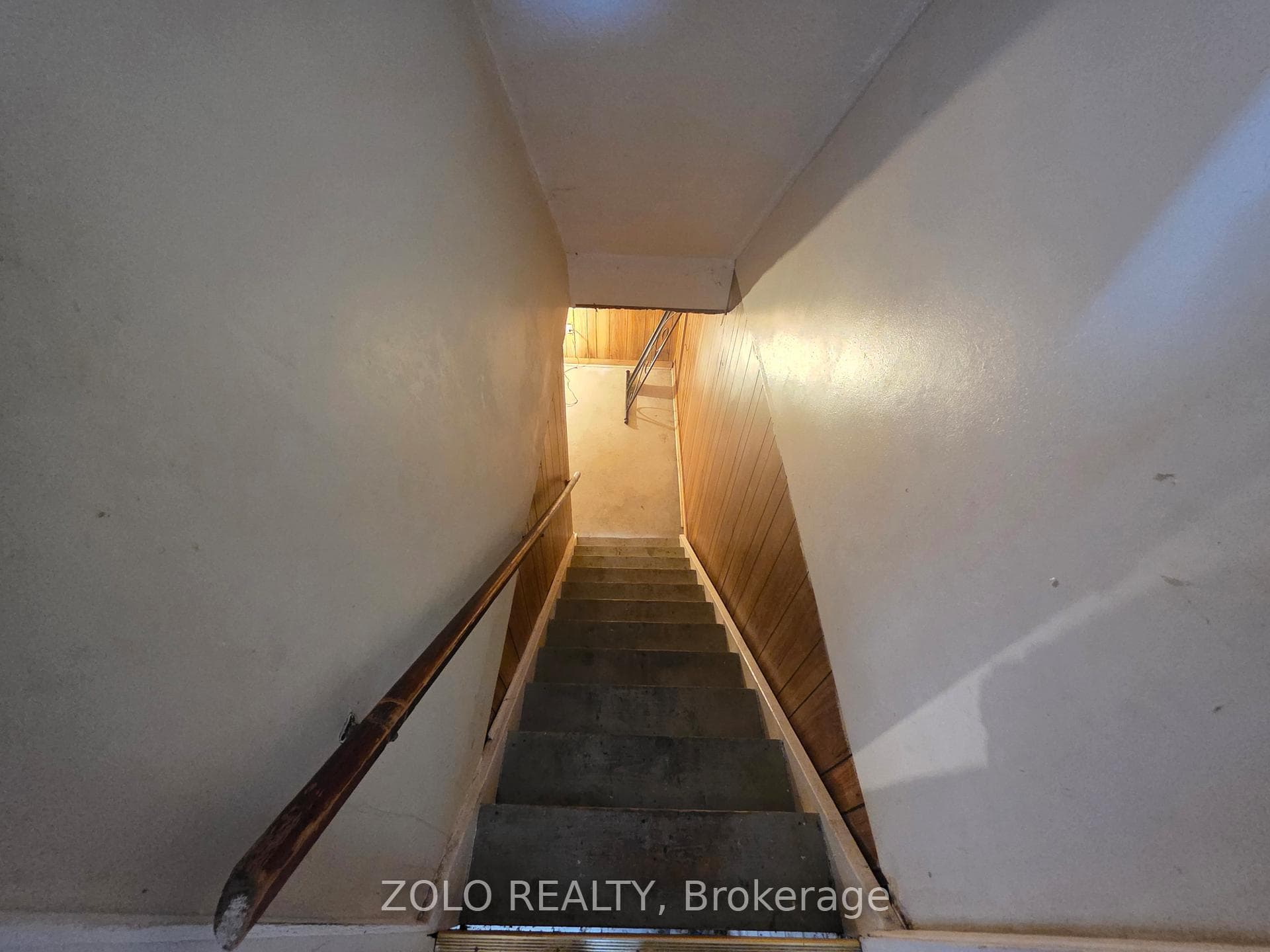 90 Rosemund Crescent Unit 35 photo 12