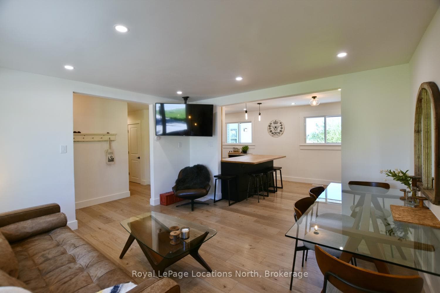 56 BATTEAUX Road photo 14