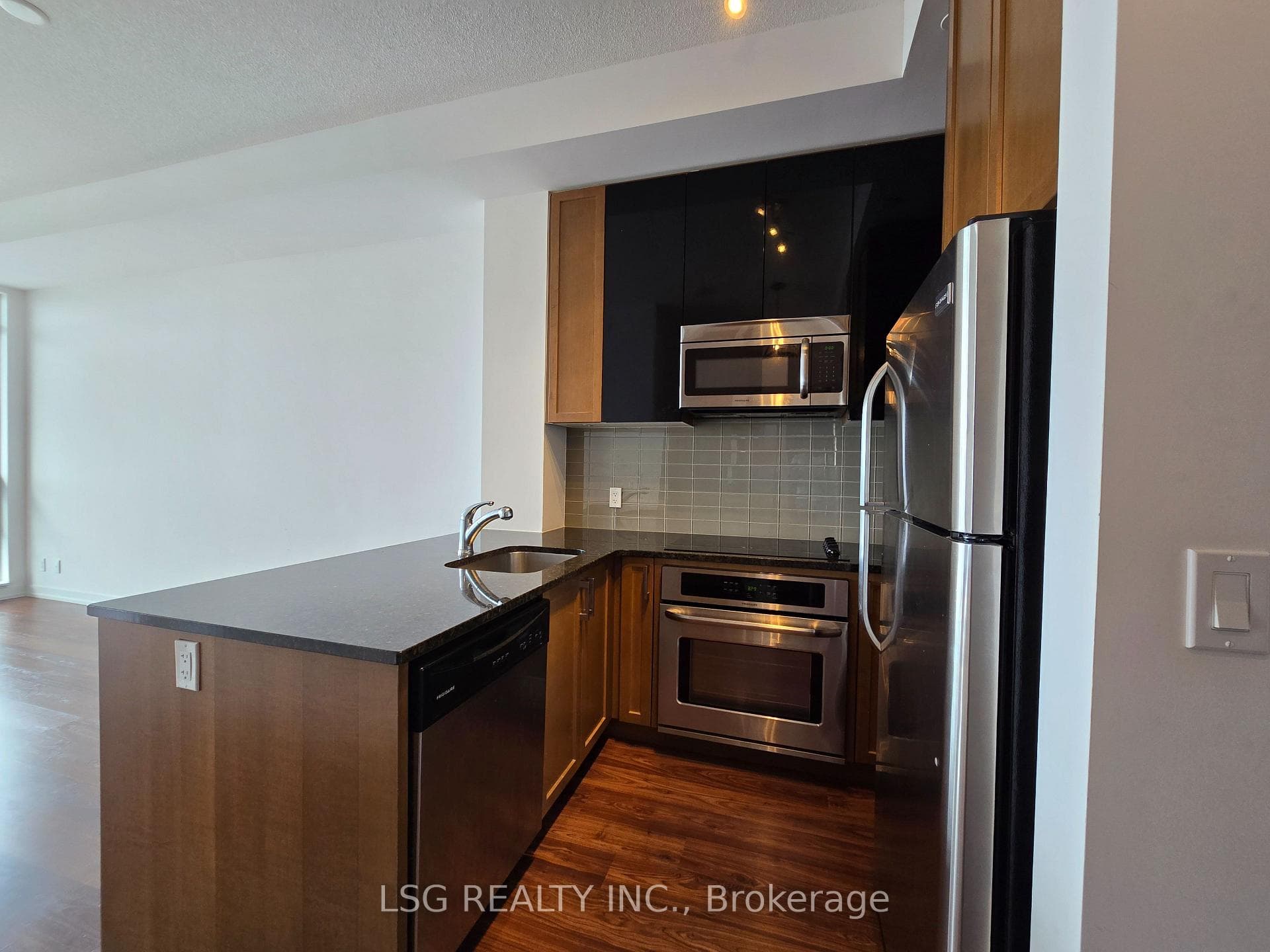 89 Dunfield Avenue Unit 3408 photo 21