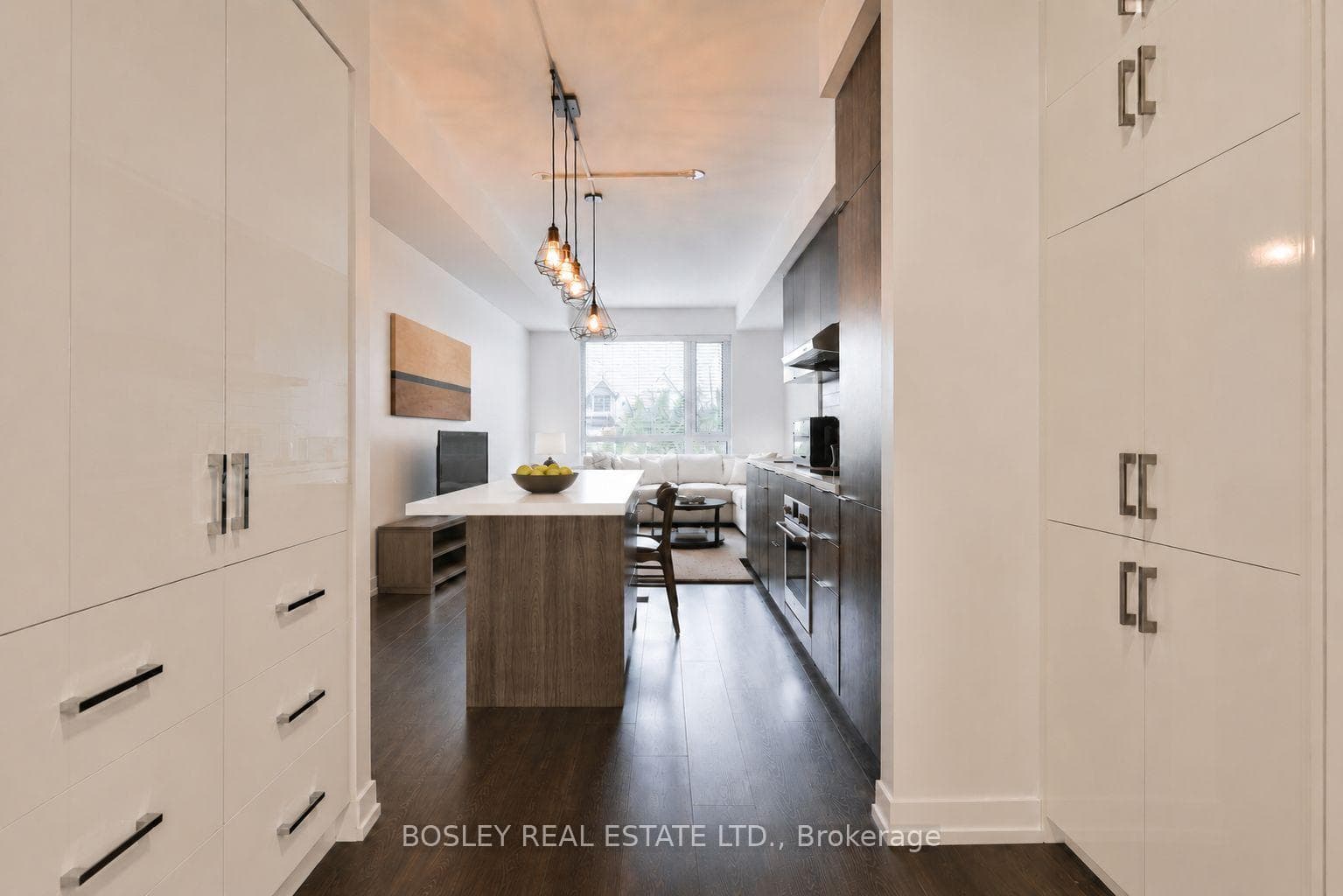 223 St Clair Avenue Unit 209 photo 6