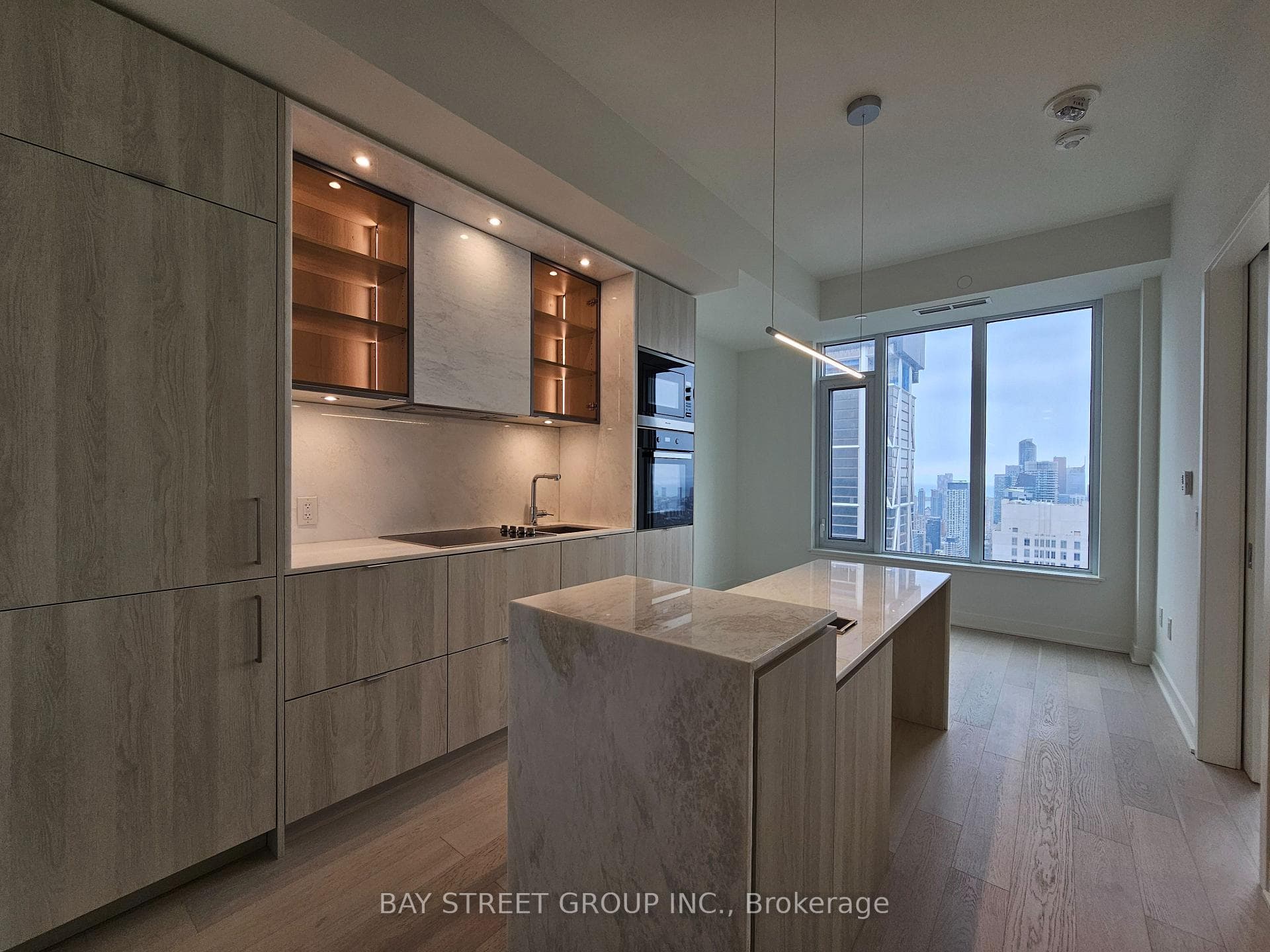 11 Yorkville Avenue Unit 5108 photo 9