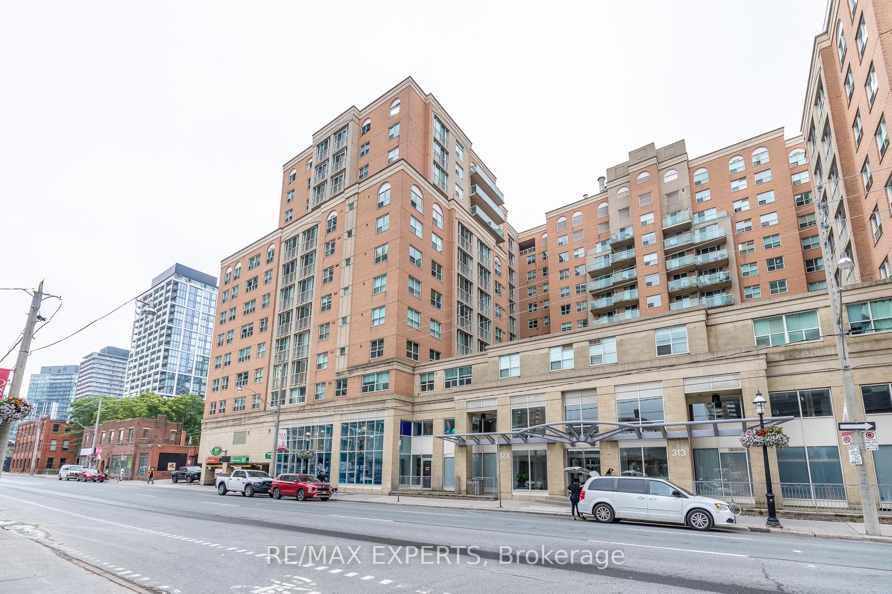 323 Richmond Street Unit 1417 photo 1