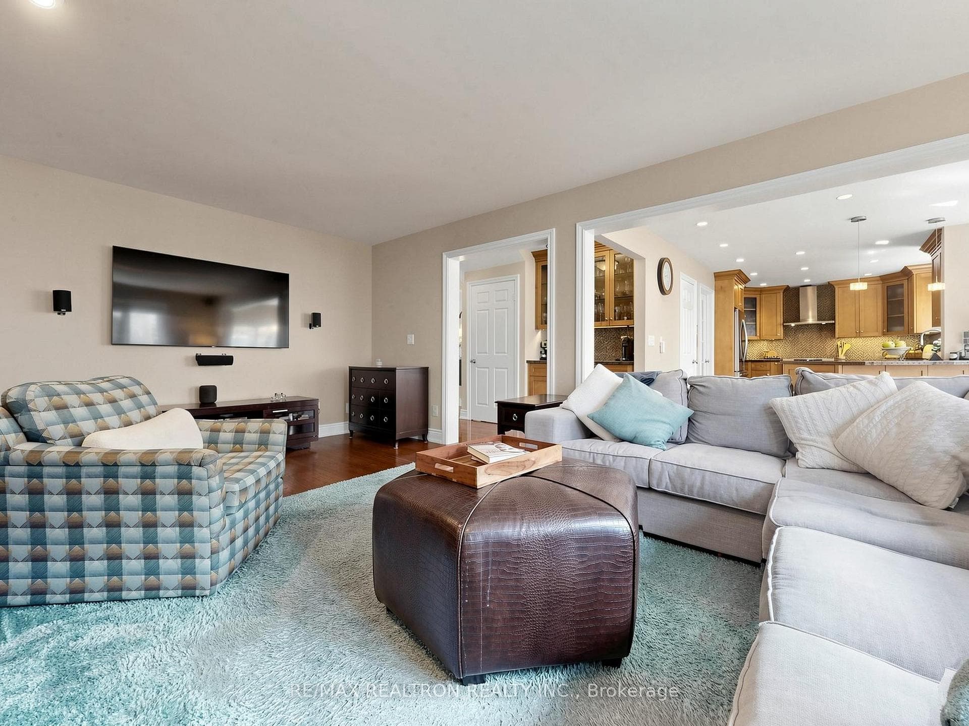 20 Amberwood Court photo 12