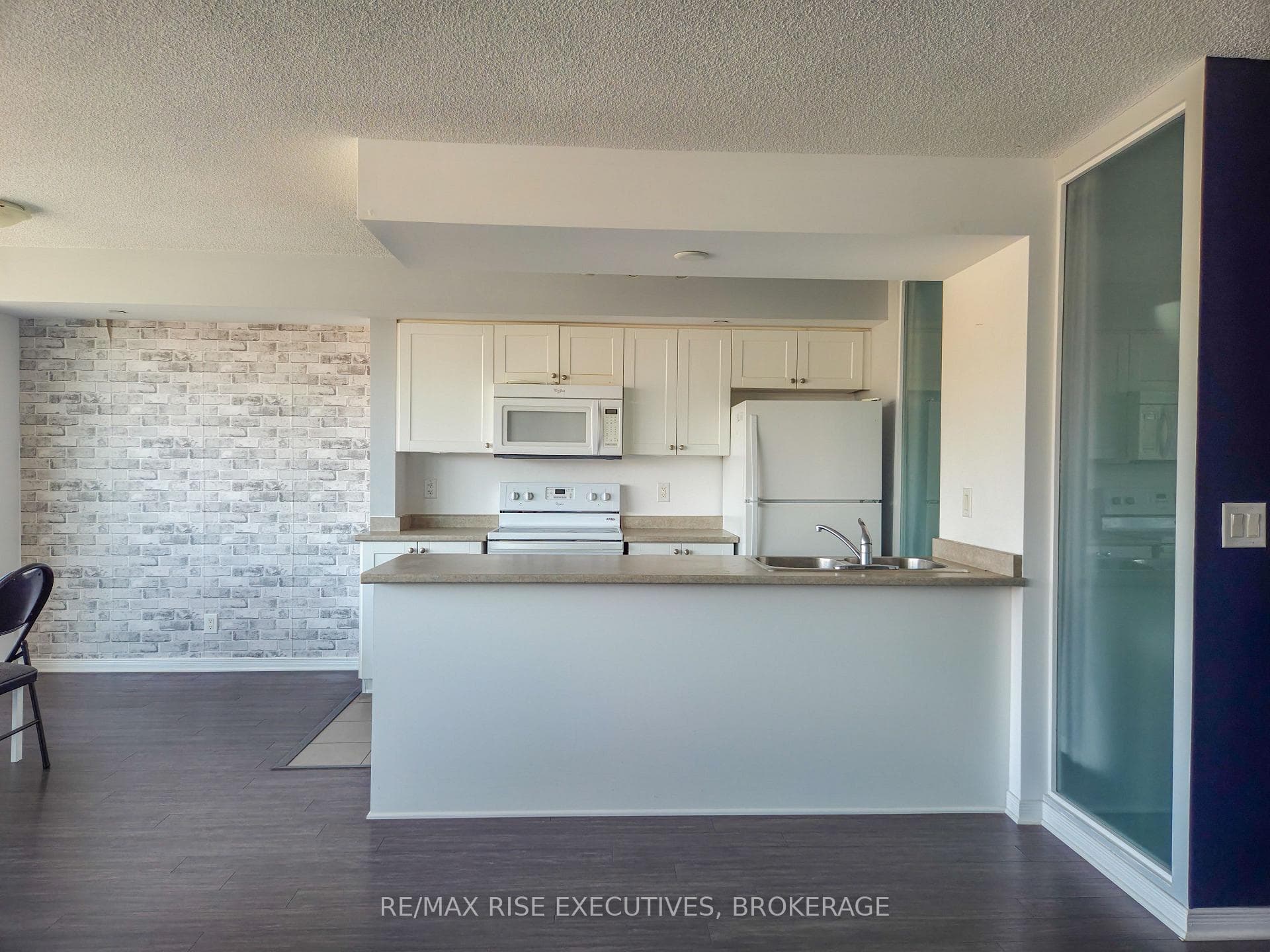 121 Queen Street Unit 601 photo 8