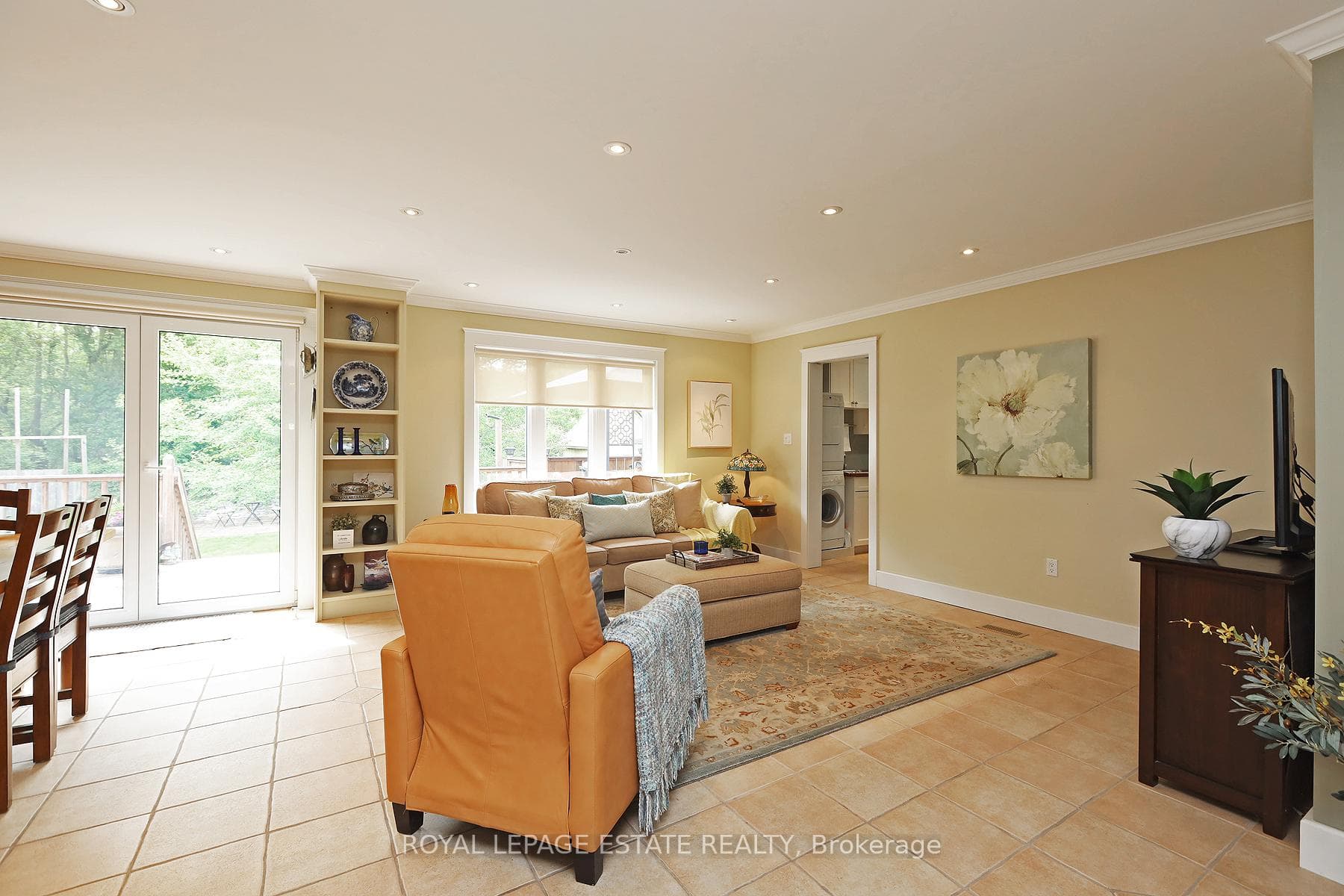 Open concept kitchen, dining, living space
