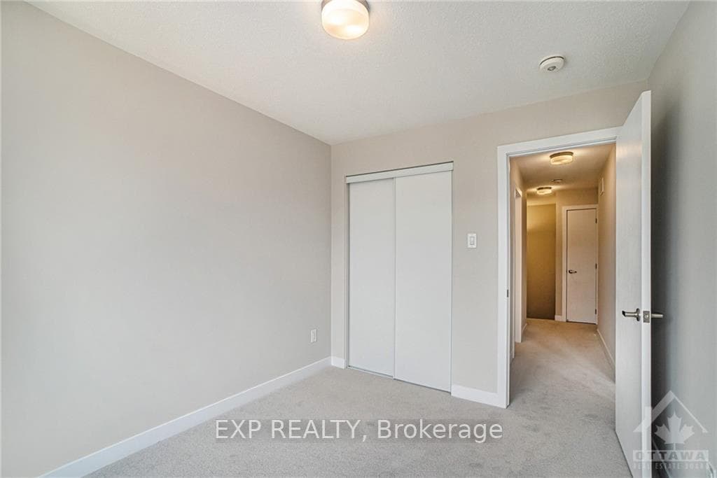 131 BEEBALM Crescent photo 16