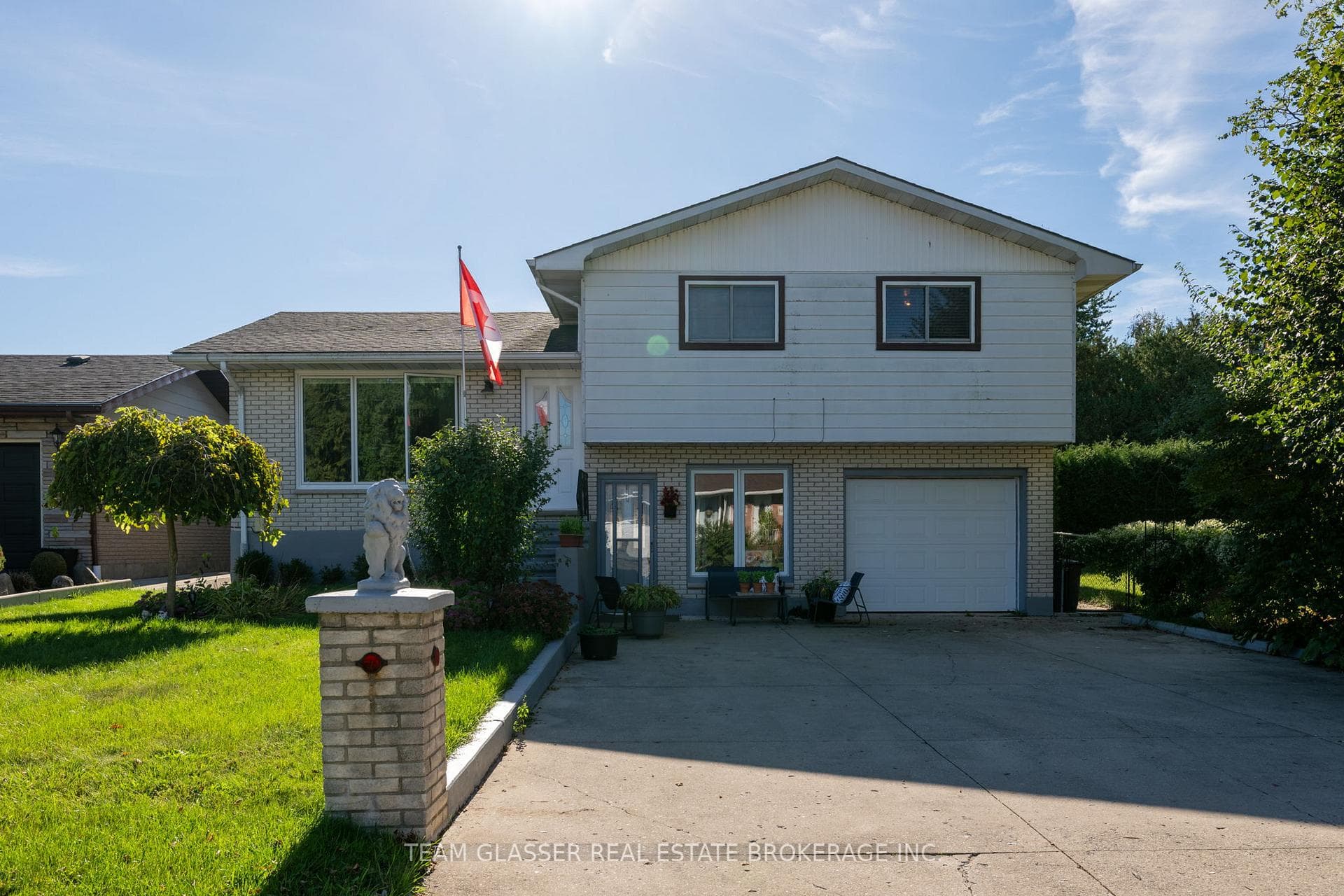 108 WILLIAM Street photo 2