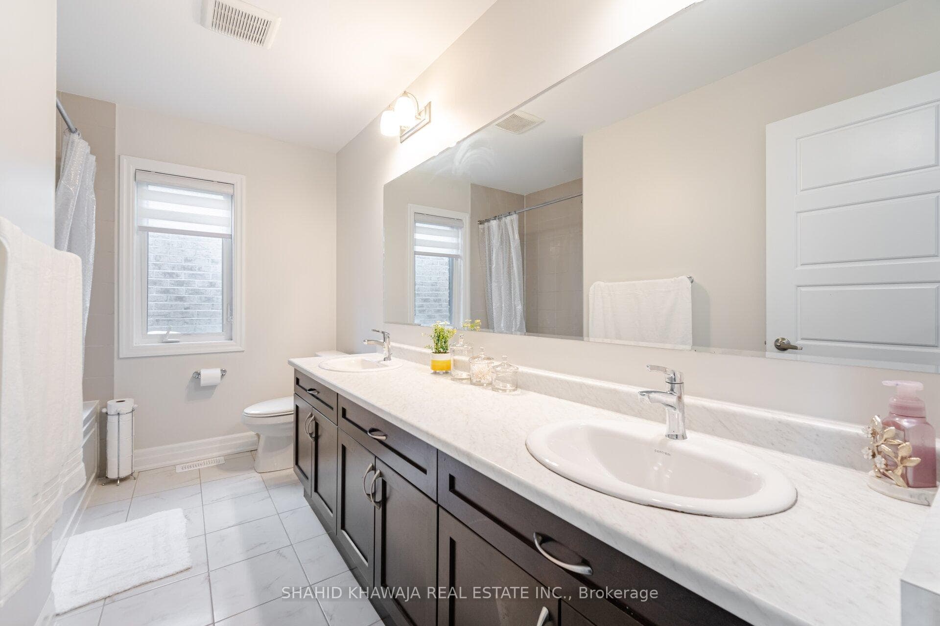 158 Yates Drive photo 31