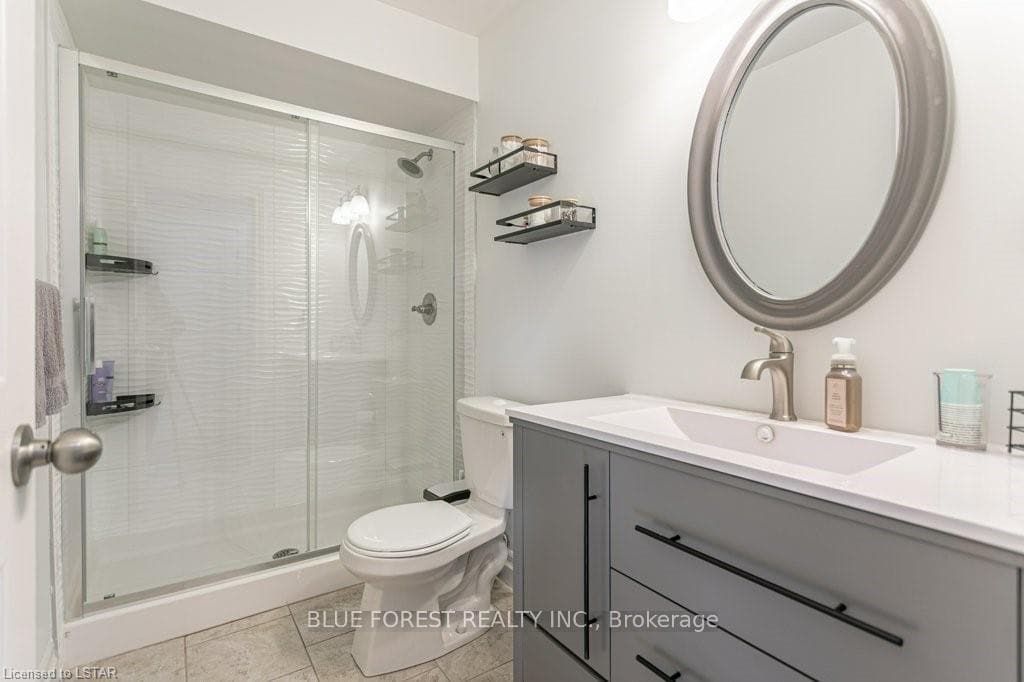 2943 ELGIN Road photo 19