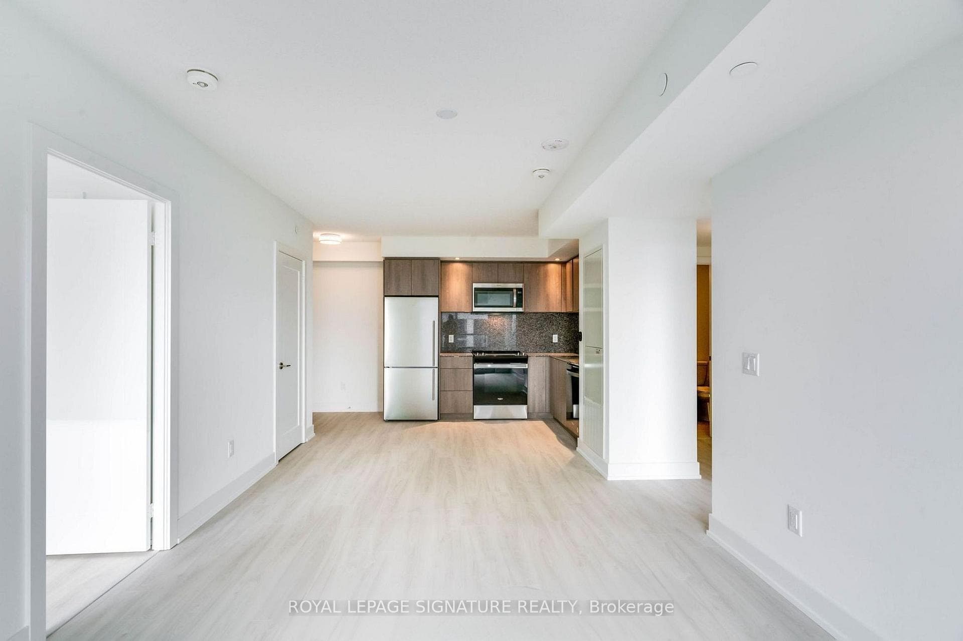 10 Eva Road Unit 2501 photo 9