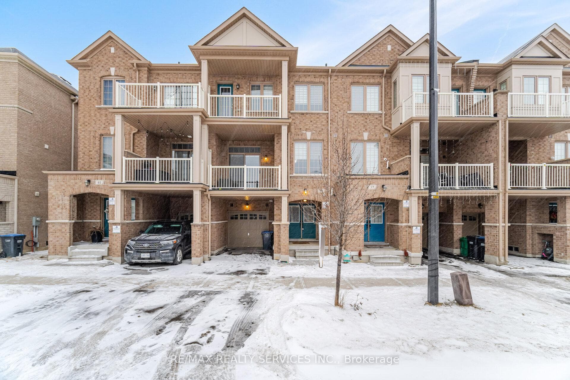 39 Labrish Road photo 2