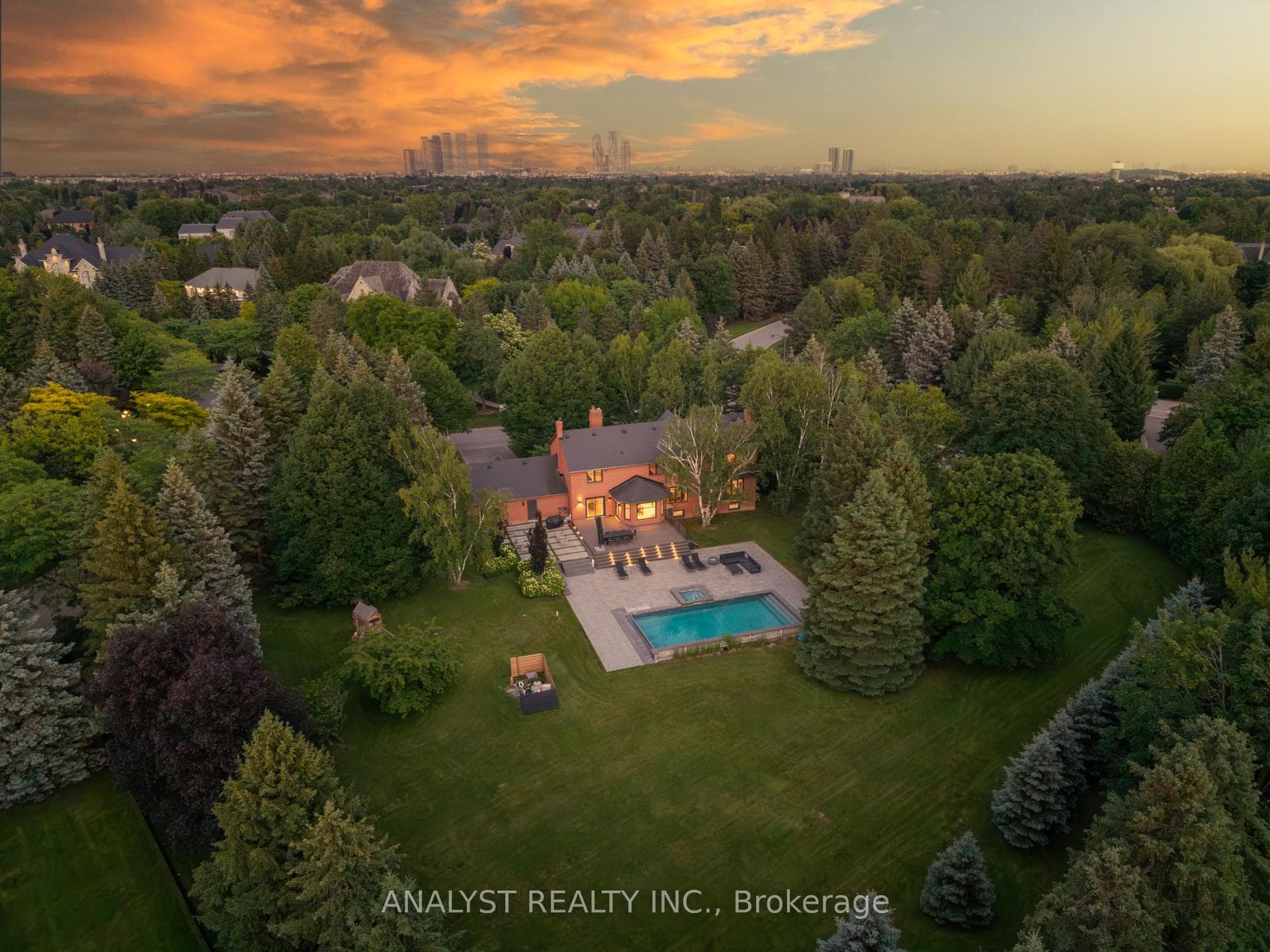 20 Fenyrose Crescent photo 38