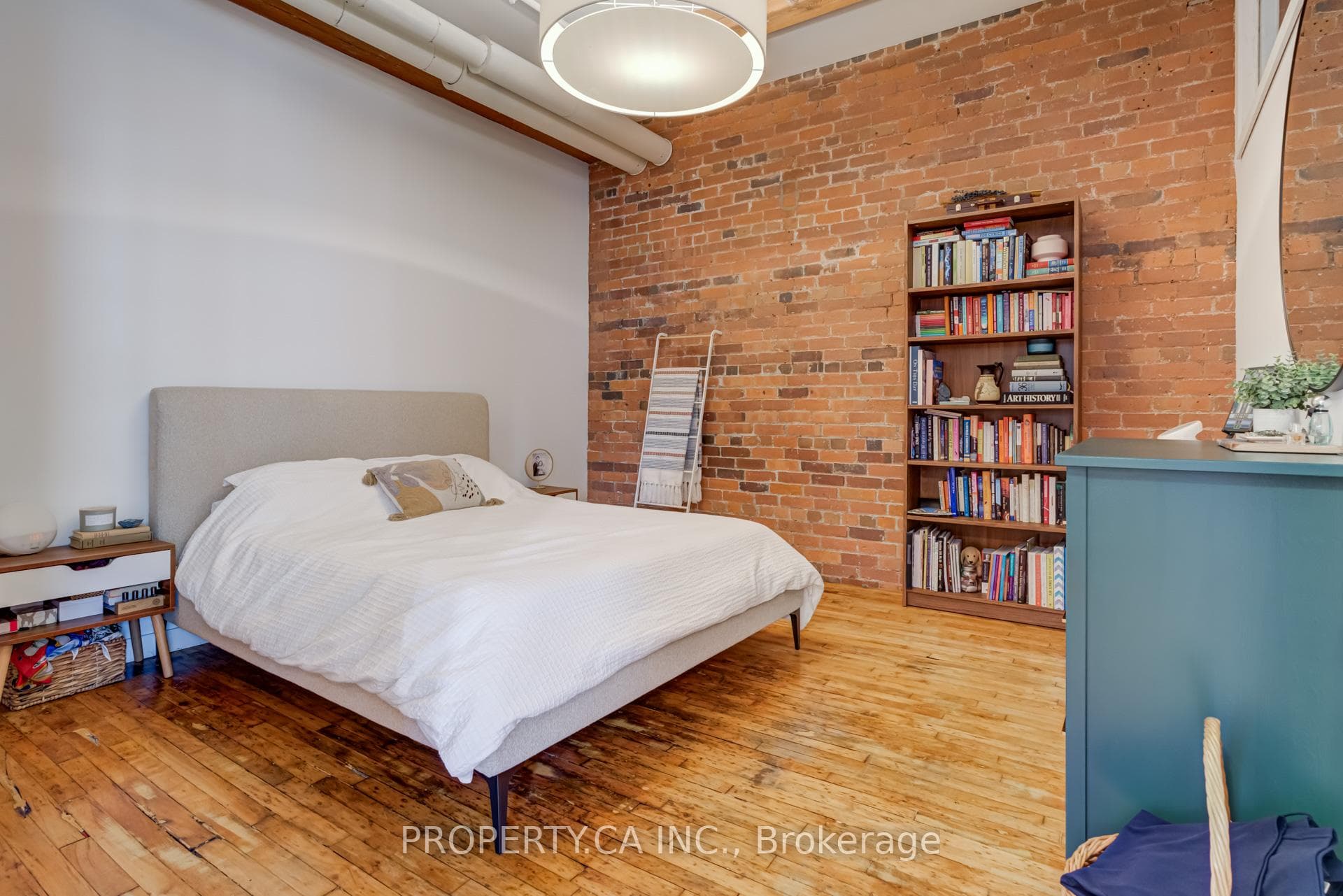 90 Sherbourne Street Unit 401 photo 8