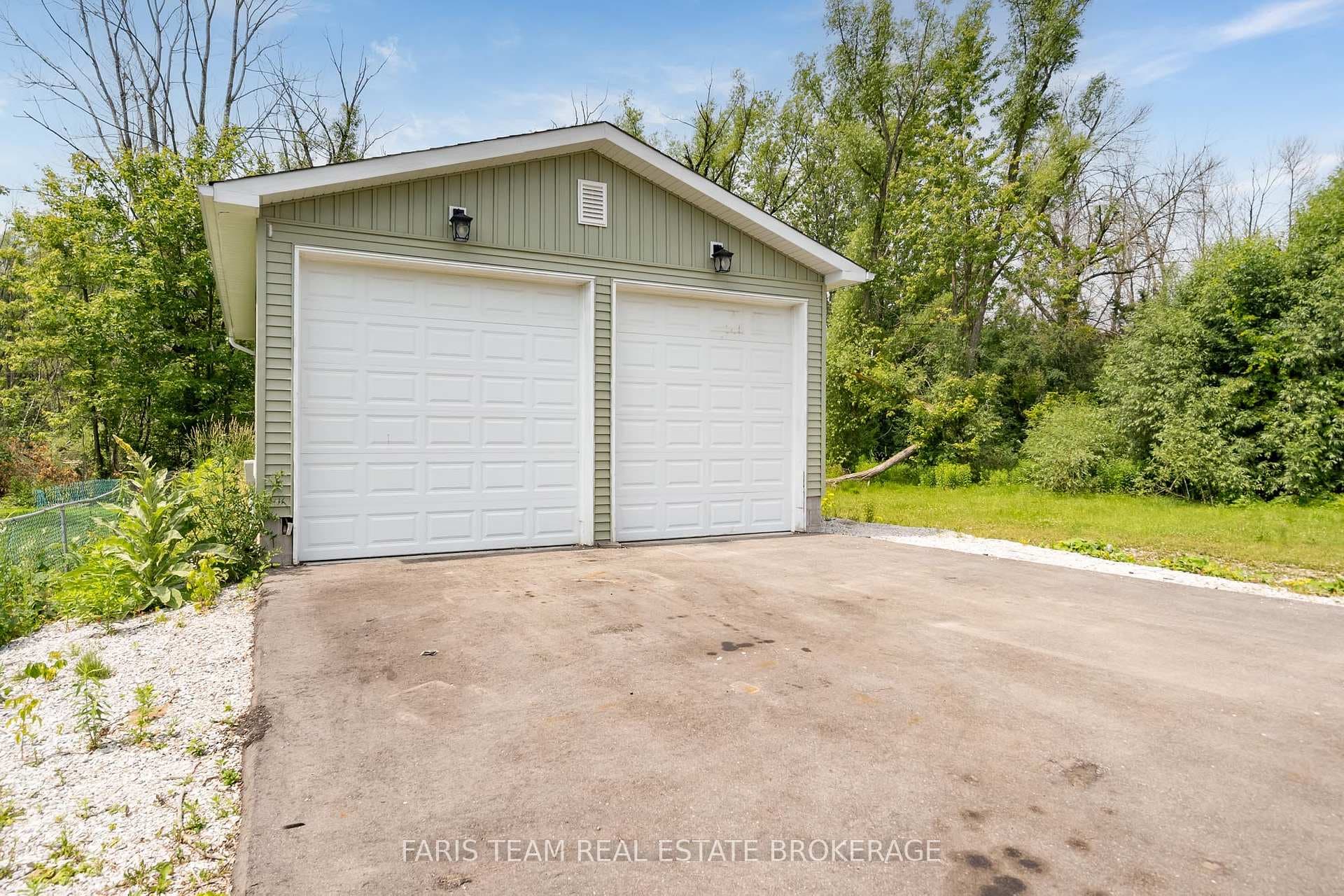 275 Gill Street photo 34