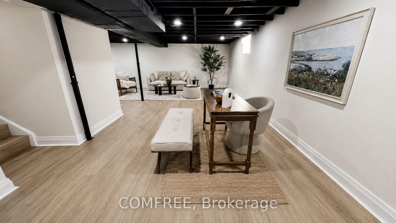 423 Richmond Street photo 13
