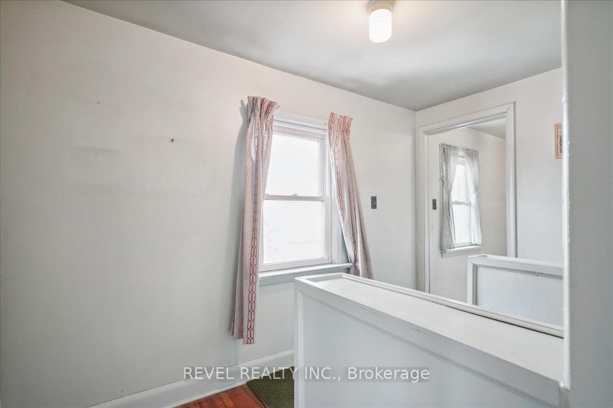 23 Wellington Street photo 21