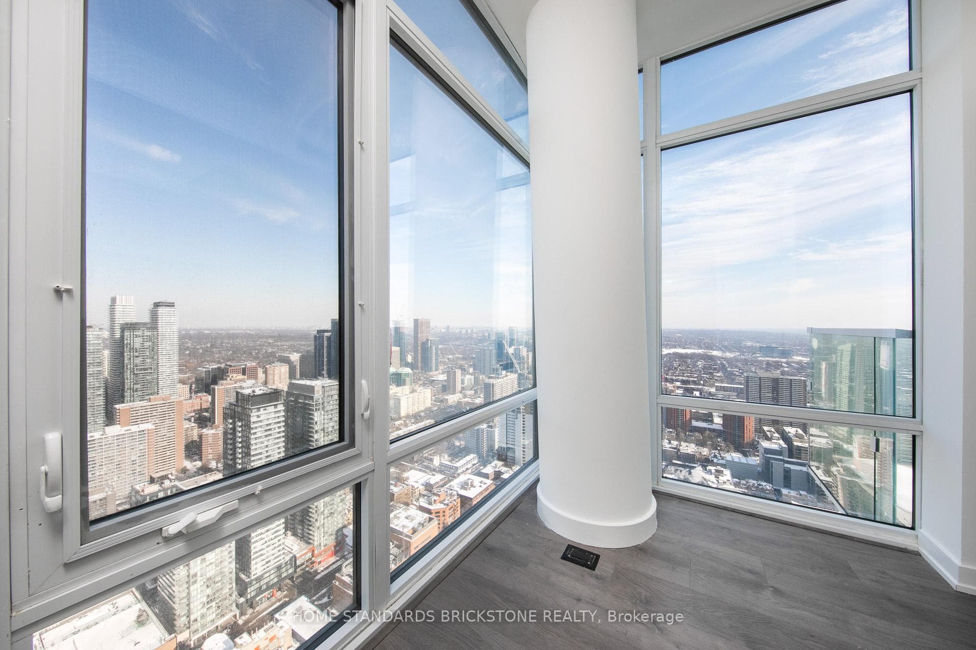 501 Yonge Street Unit 5205 photo 21