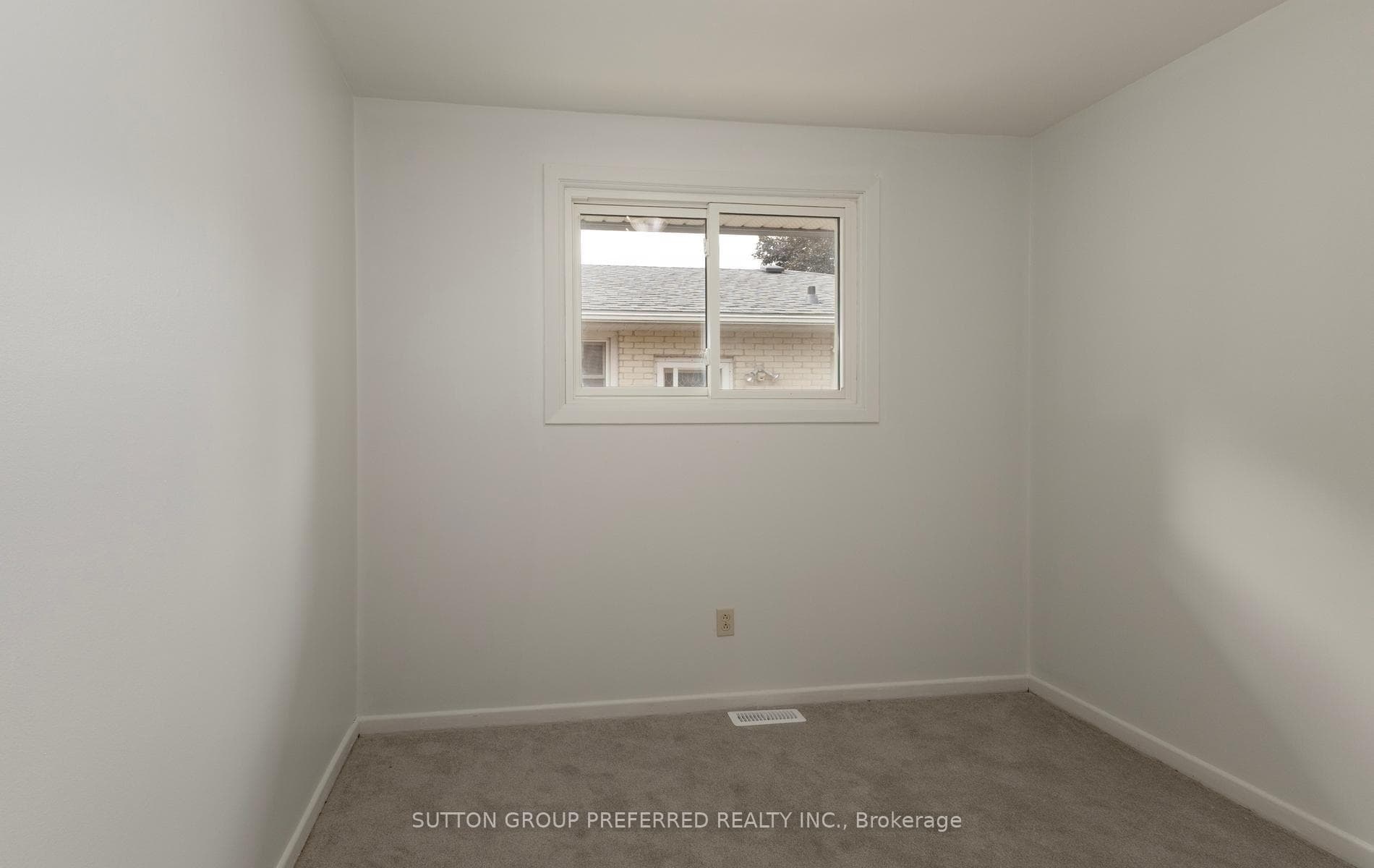 55 Jena Crescent photo 20