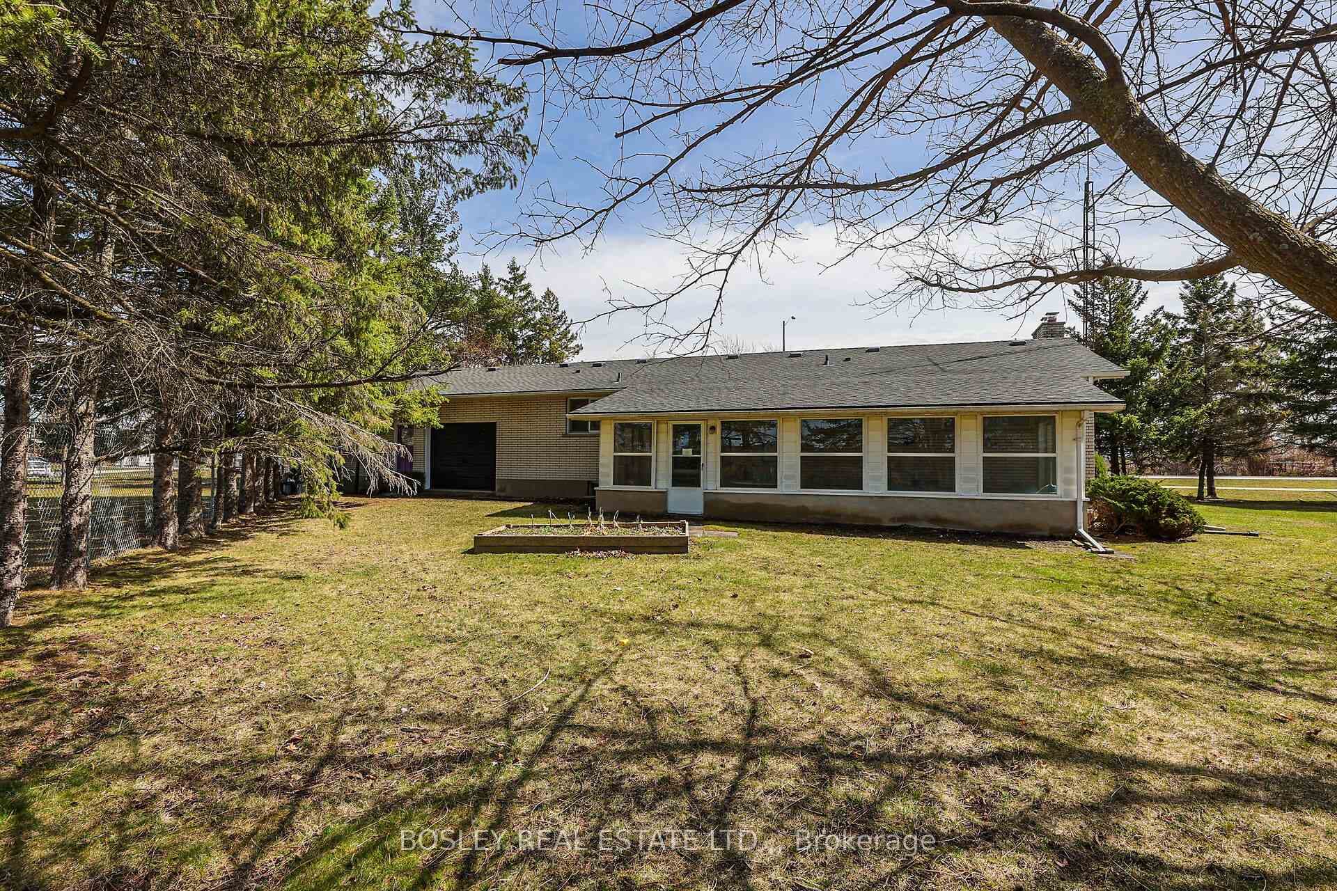 1320 Niagara Stone Road photo 10