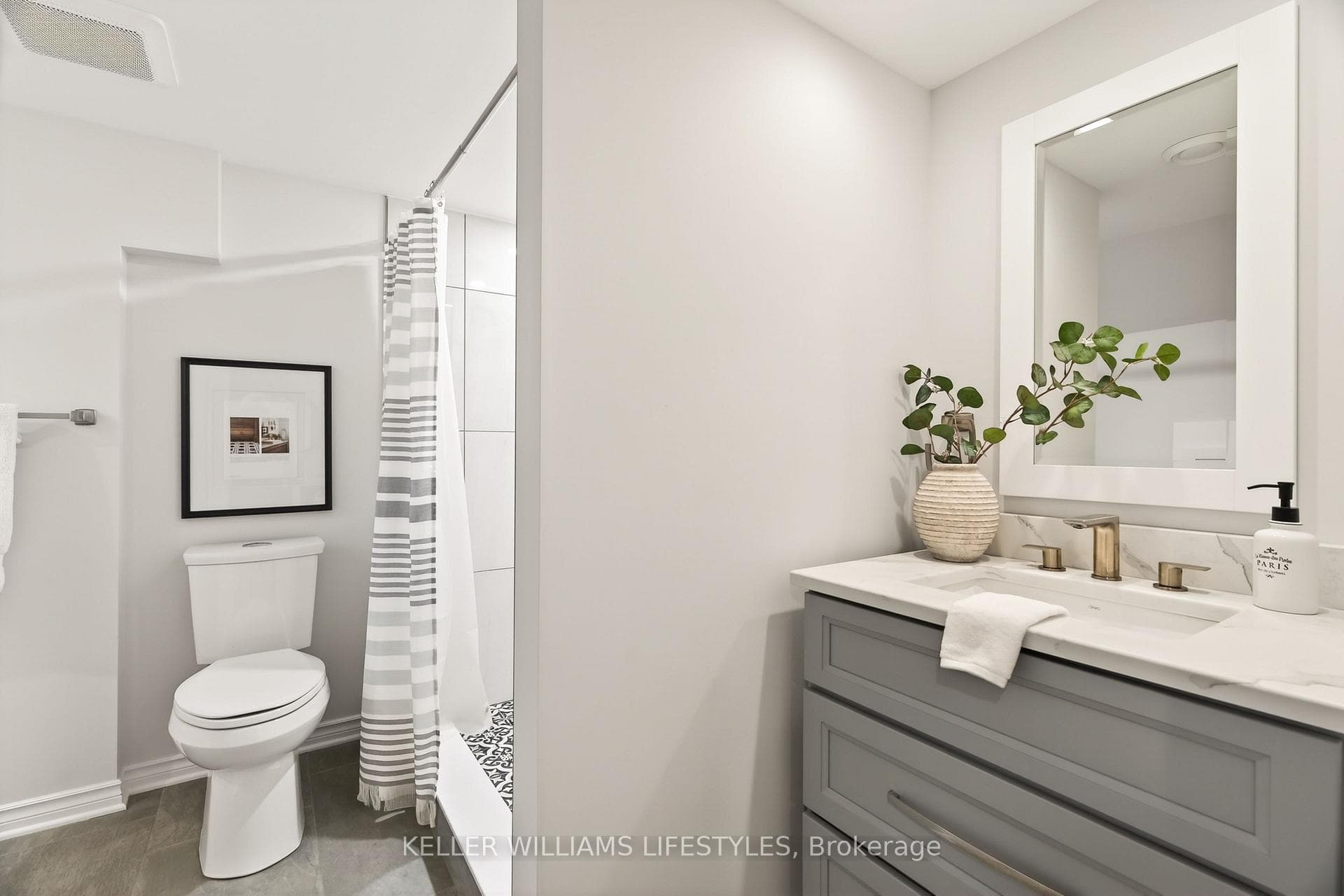 748 Rowntree Avenue photo 37