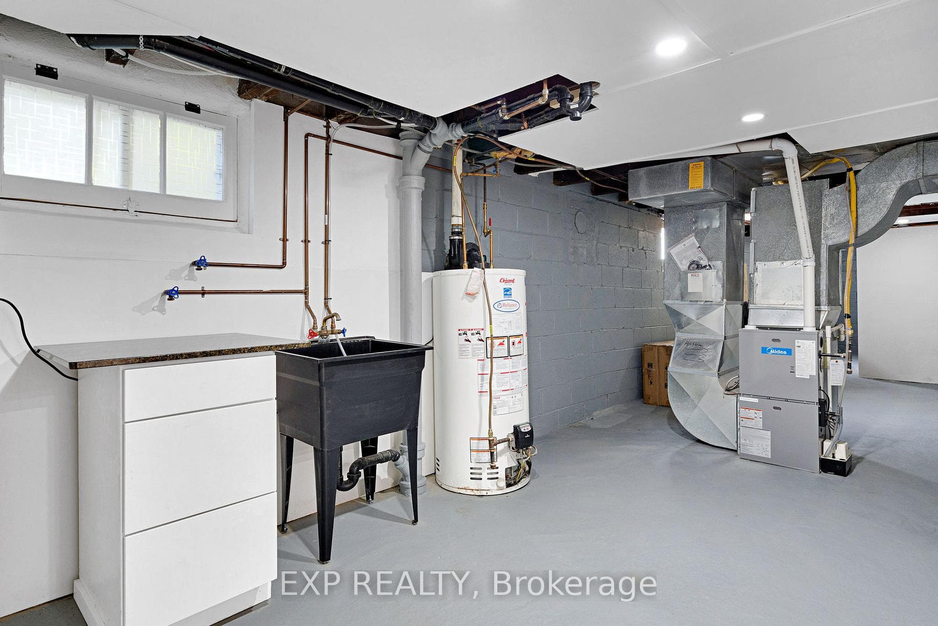 79 Heather Place photo 33