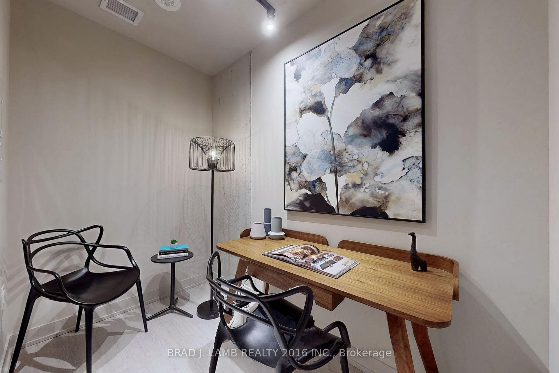 195 McCaul Street Unit 710 photo 24