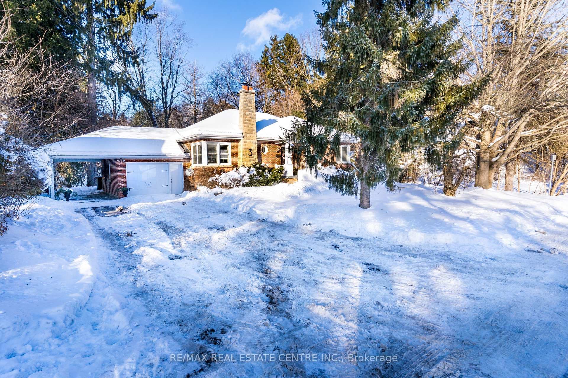 Front of the house with beautiful mature trees