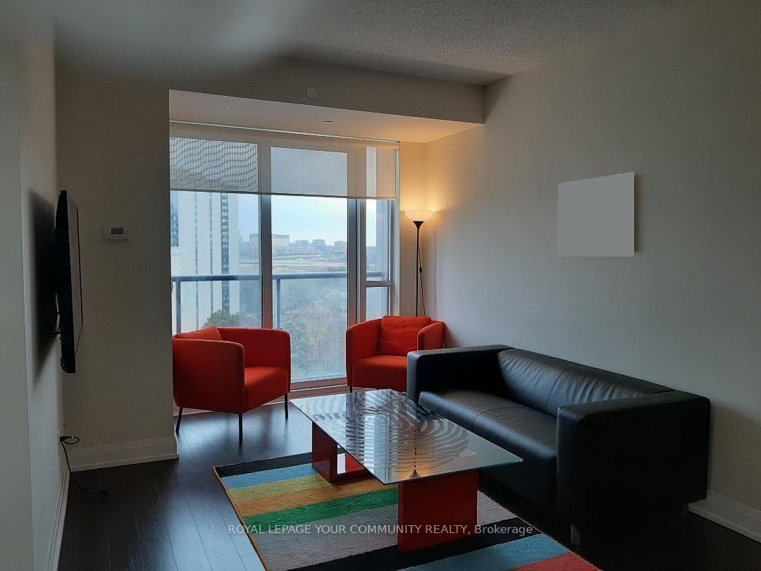 18 Graydon Hall Drive Unit 2106 photo 8