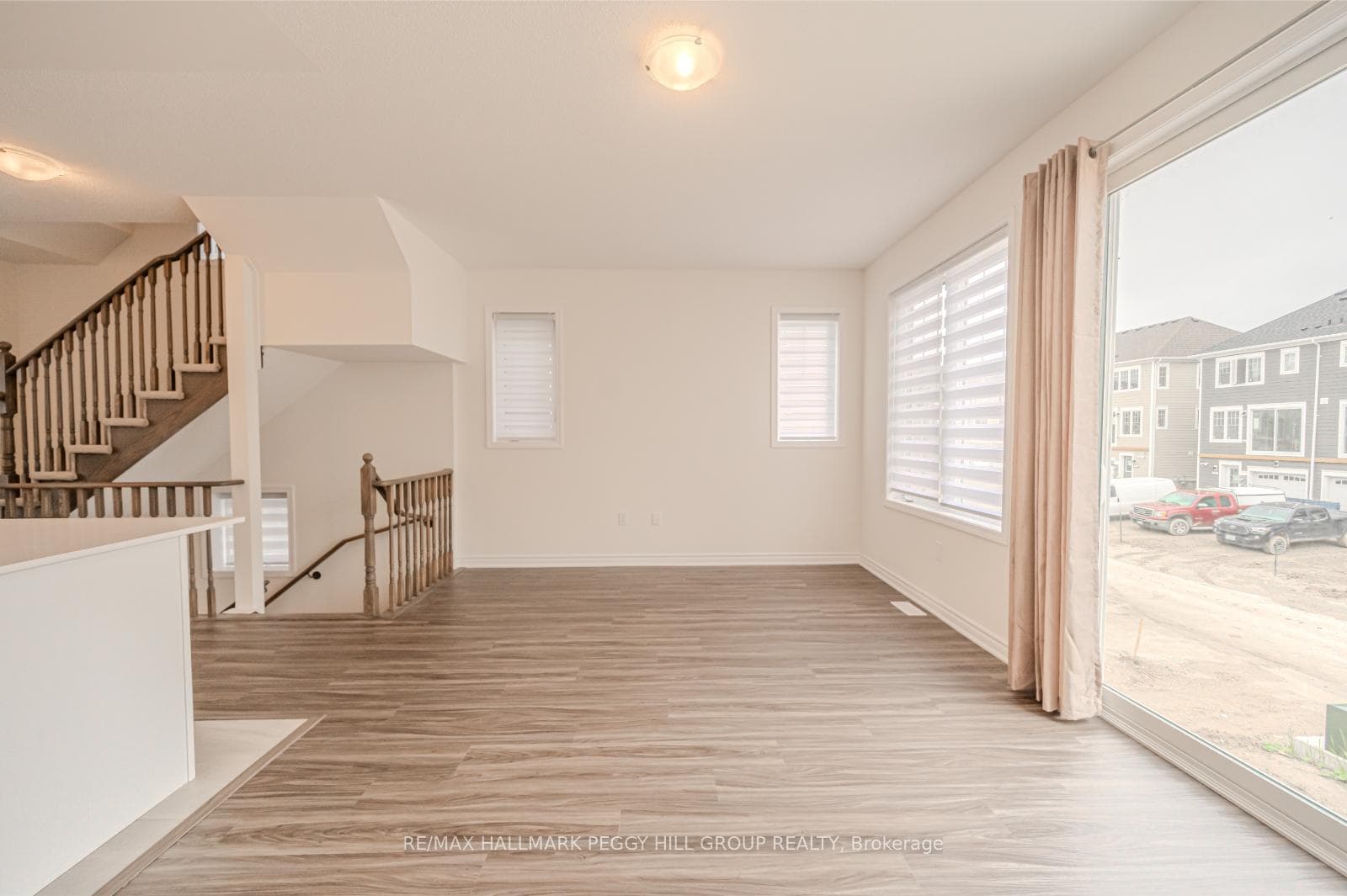 77 Shelburne Avenue photo 4