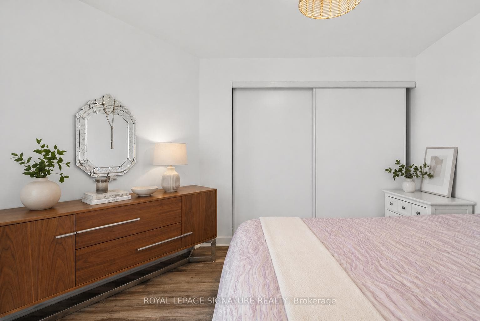 127 Queen Street Unit 1101 photo 21