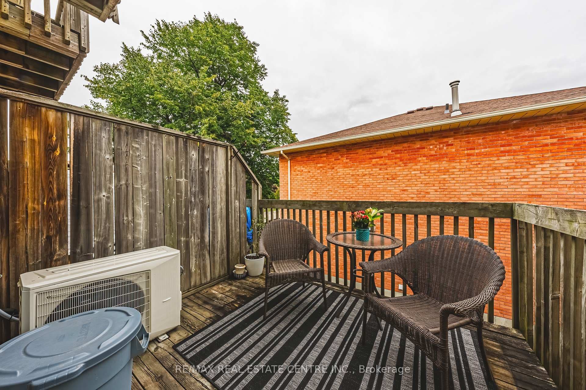 266 LIMERIDGE Road Unit 3 photo 16