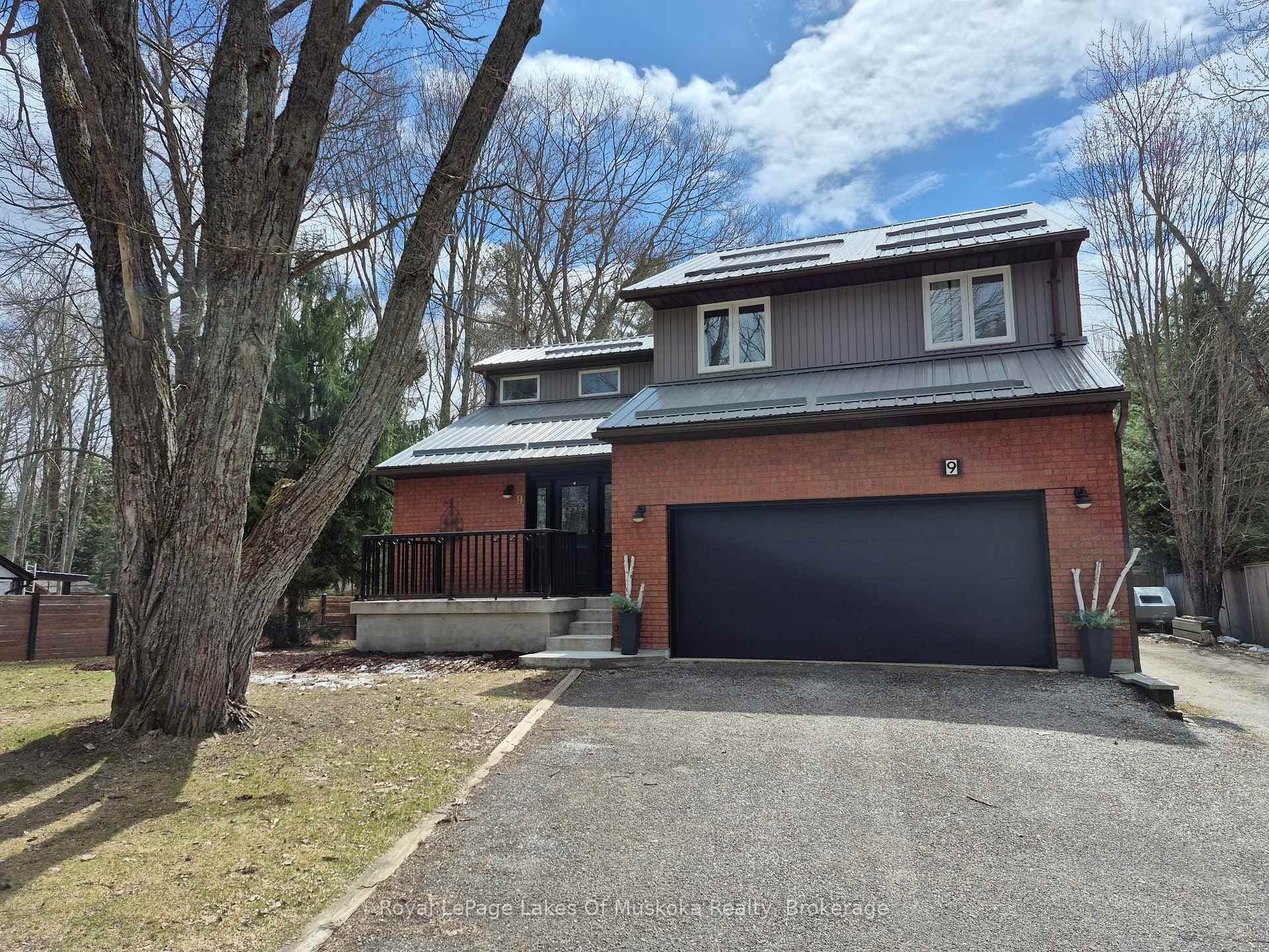 9 Daleman Drive photo 2