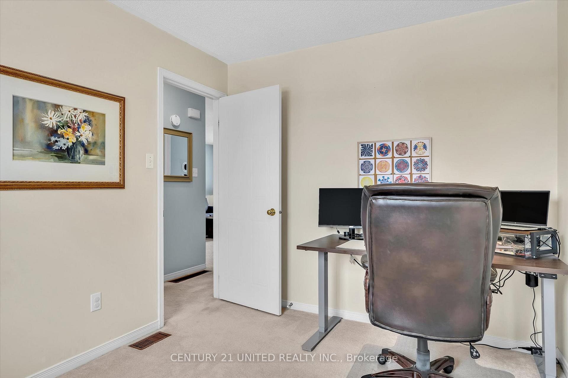 145 Towerhill Road photo 19