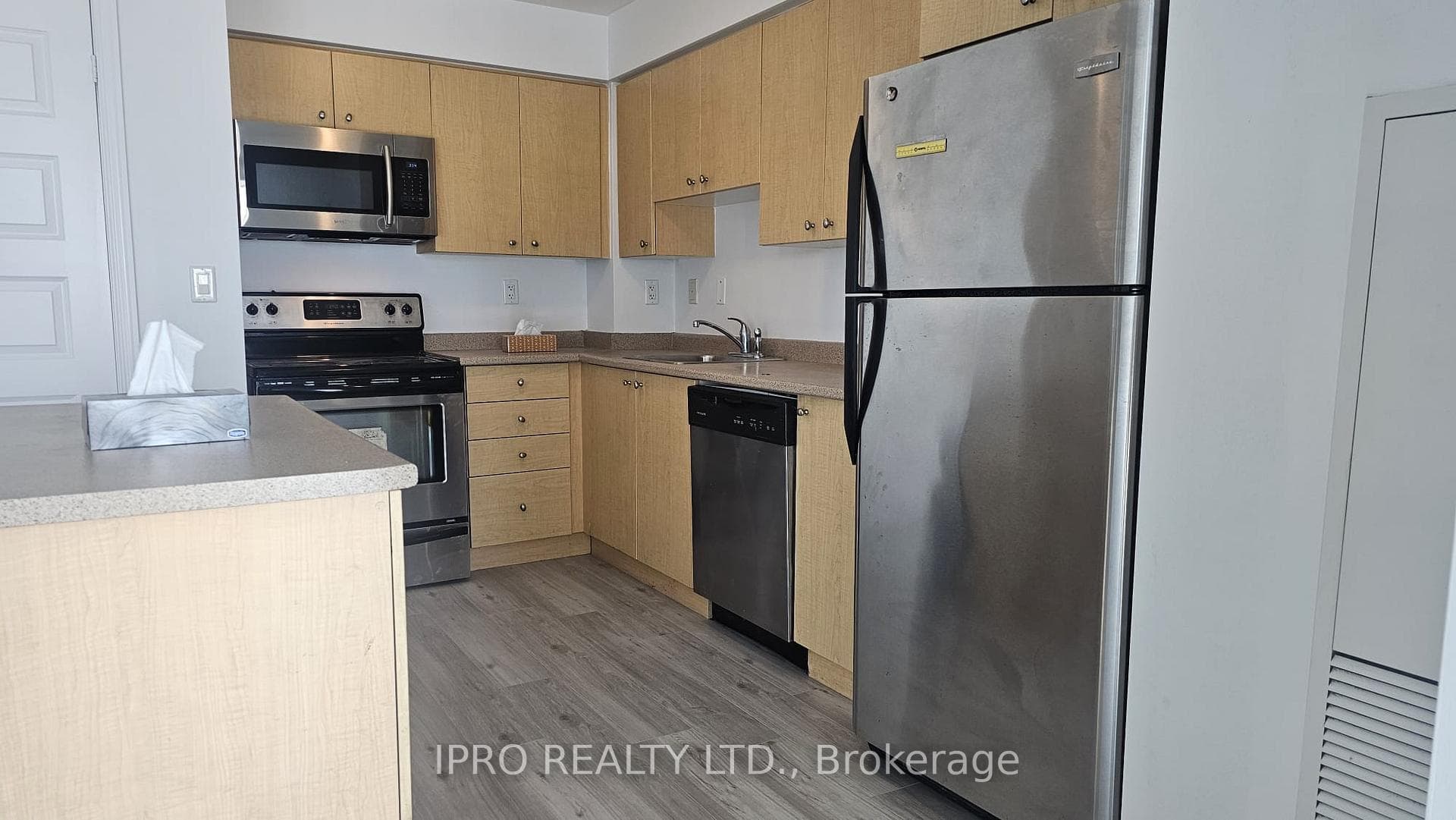 215 Queen Street Unit 1805 photo 11