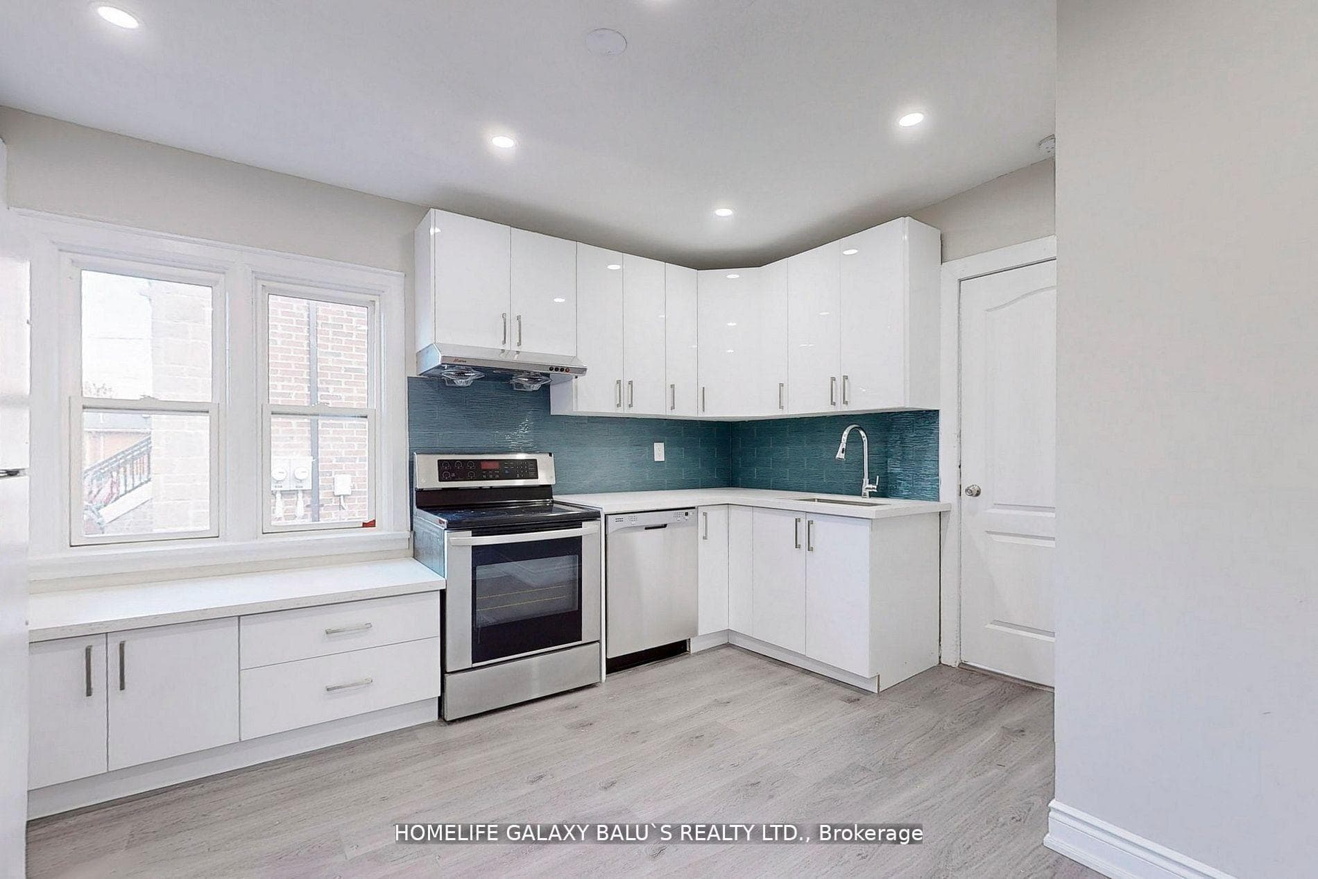 287 Olive Avenue photo 1