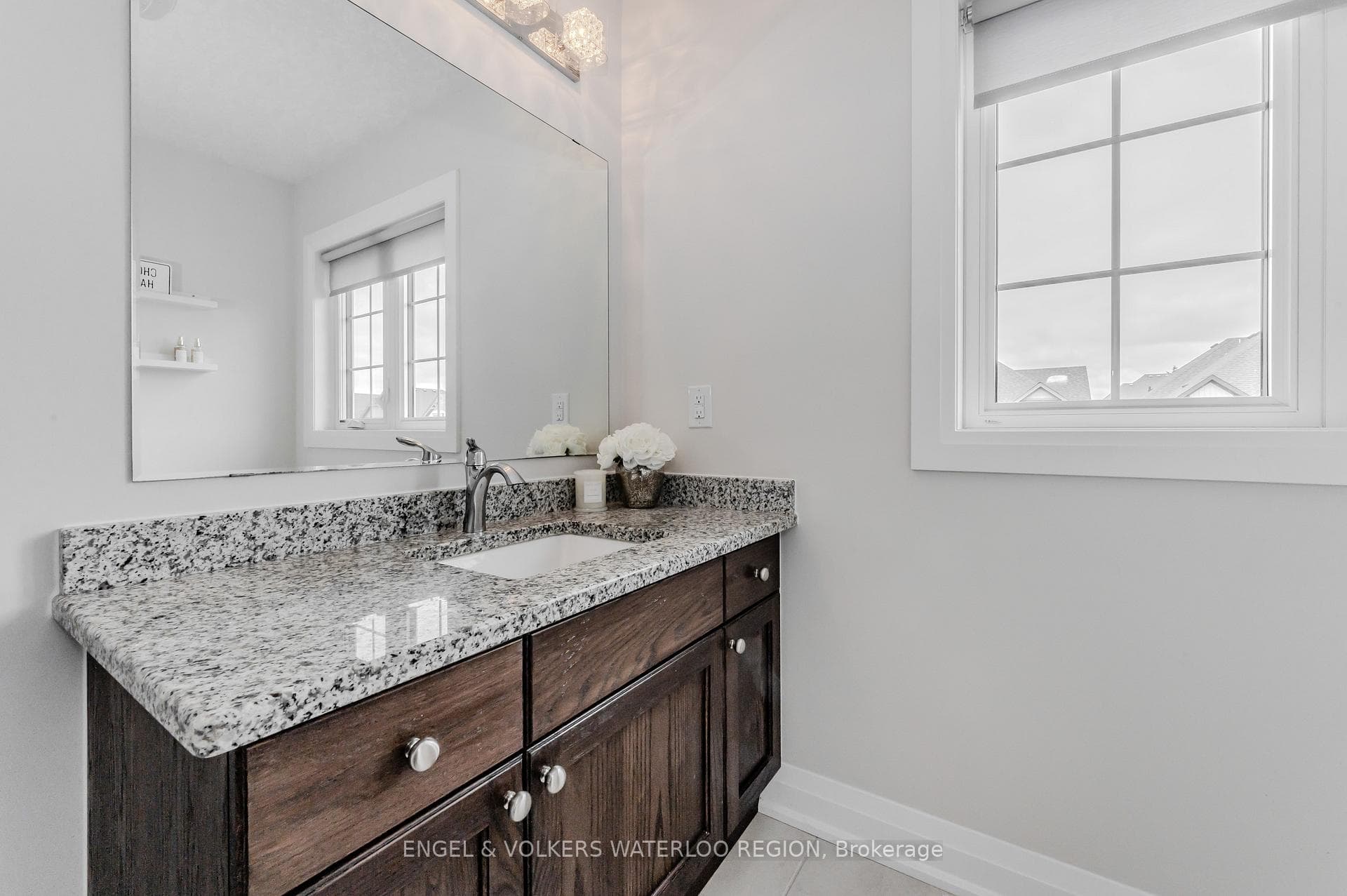 6 Greyhawk Street photo 22
