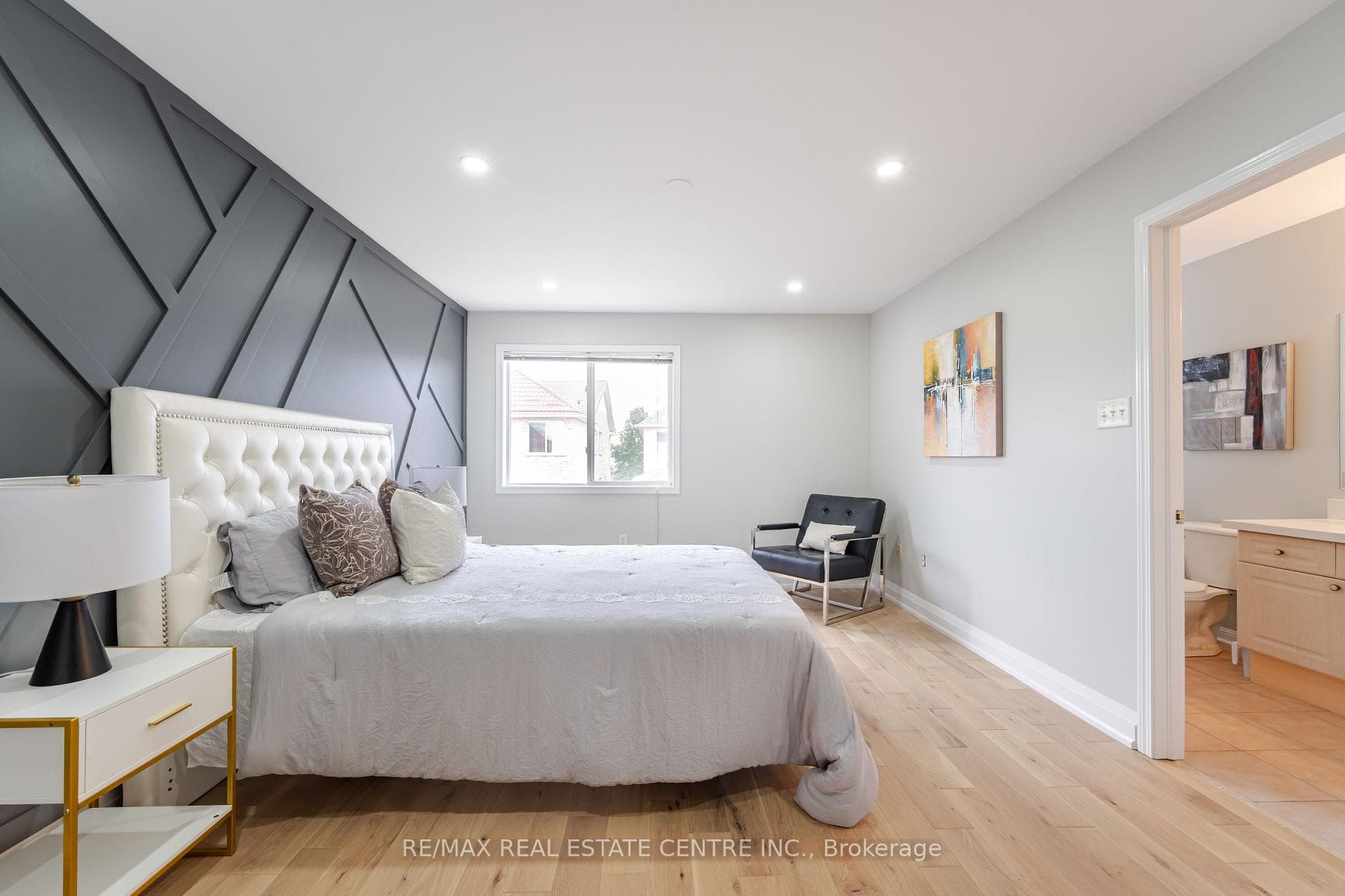 1302 Weir Chase photo 22