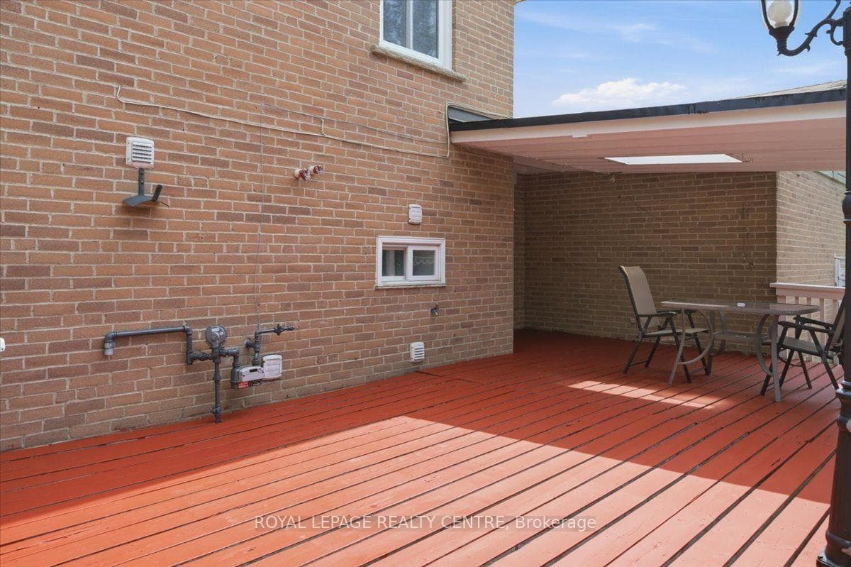 2555 Windjammer Road photo 34